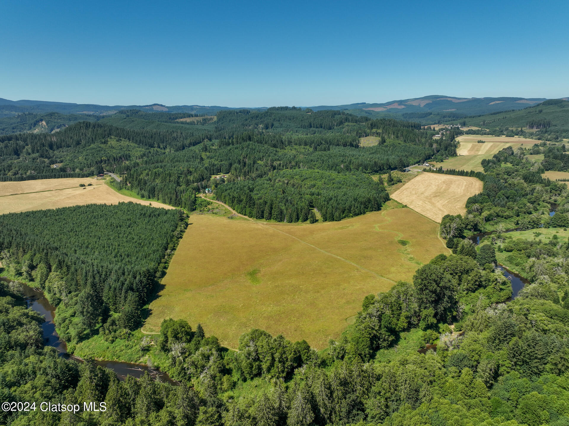 10090 Or-202 Property Photo 10