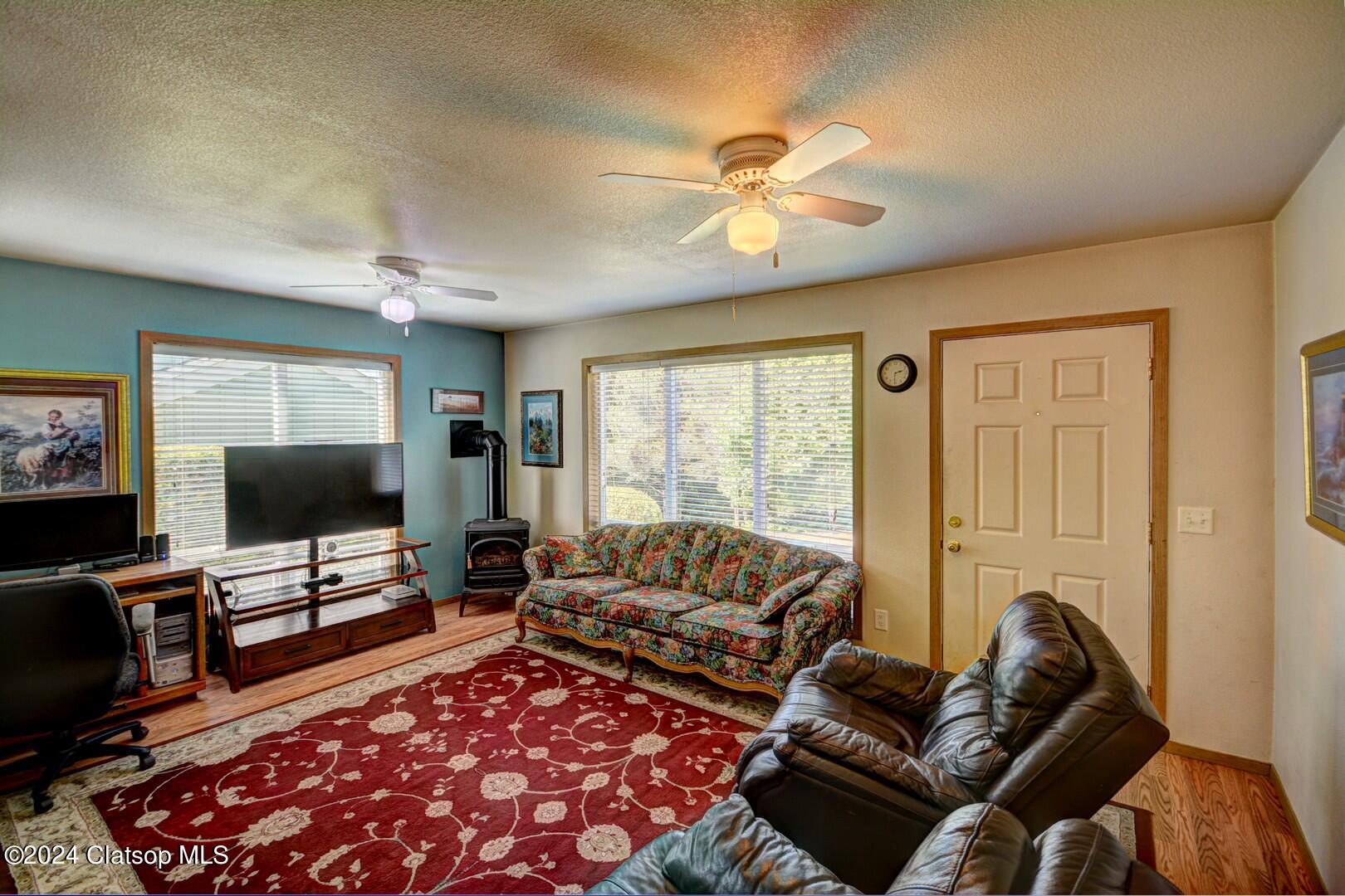 421 Elk Creek Road Property Photo 3