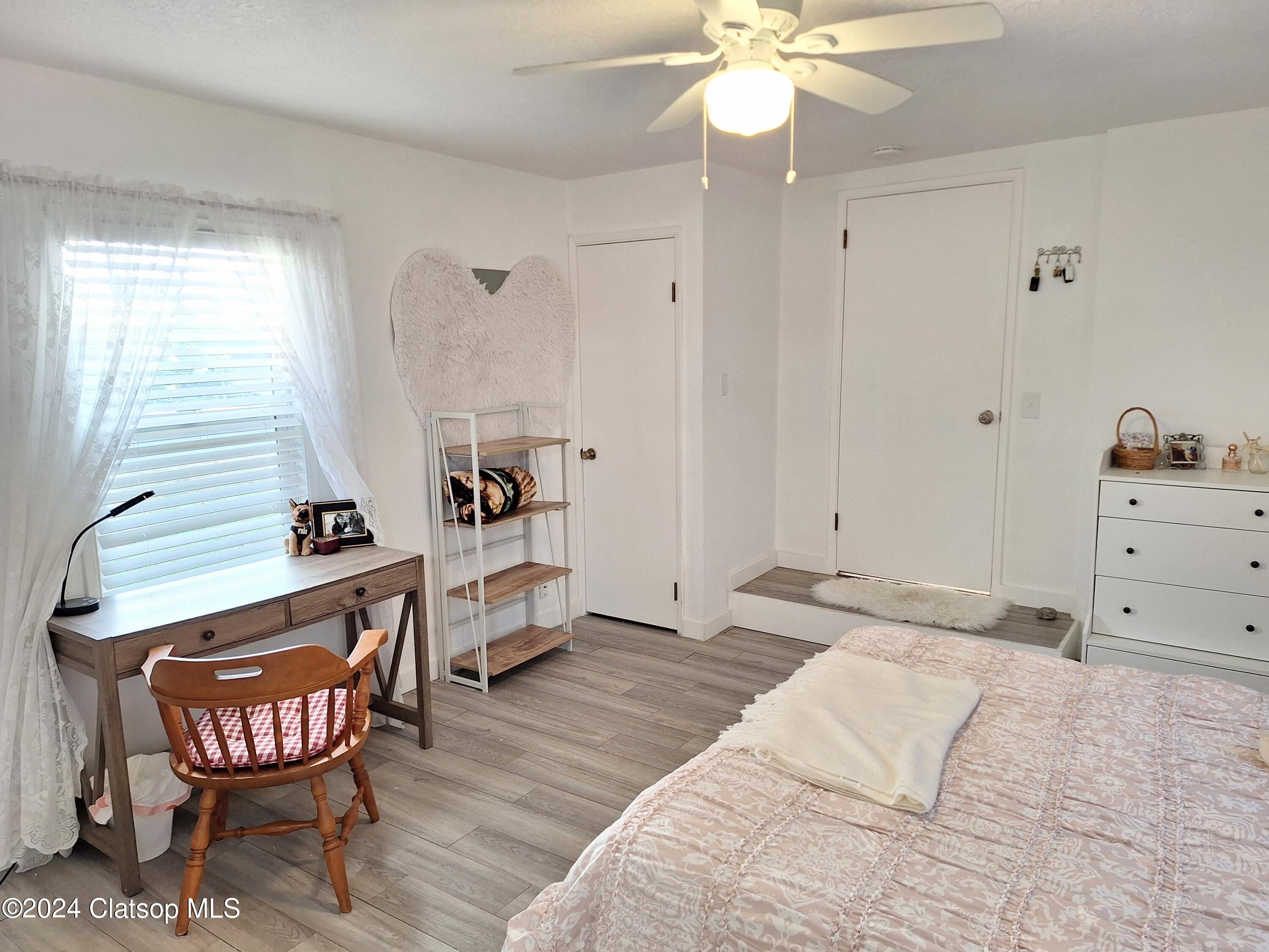530 Se Marlin Avenue Property Photo 25