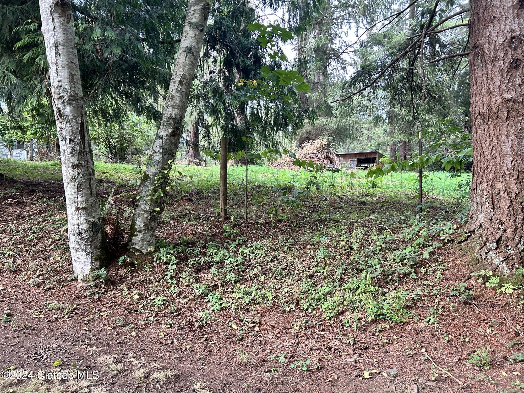 V/l .50ac Crest Drive Property Photo 5