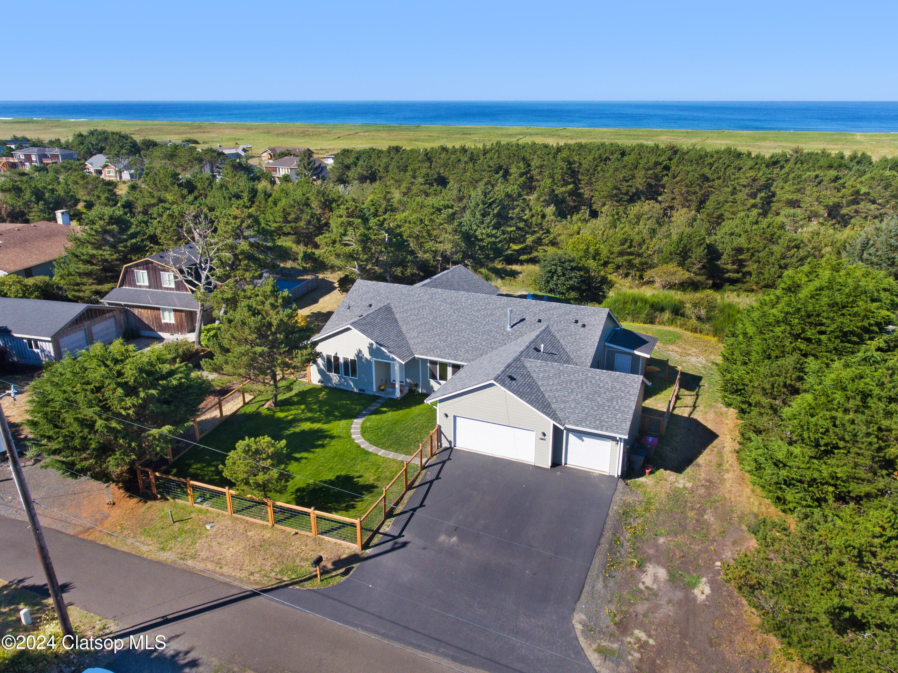 89650 Sea Breeze Drive Property Photo 2