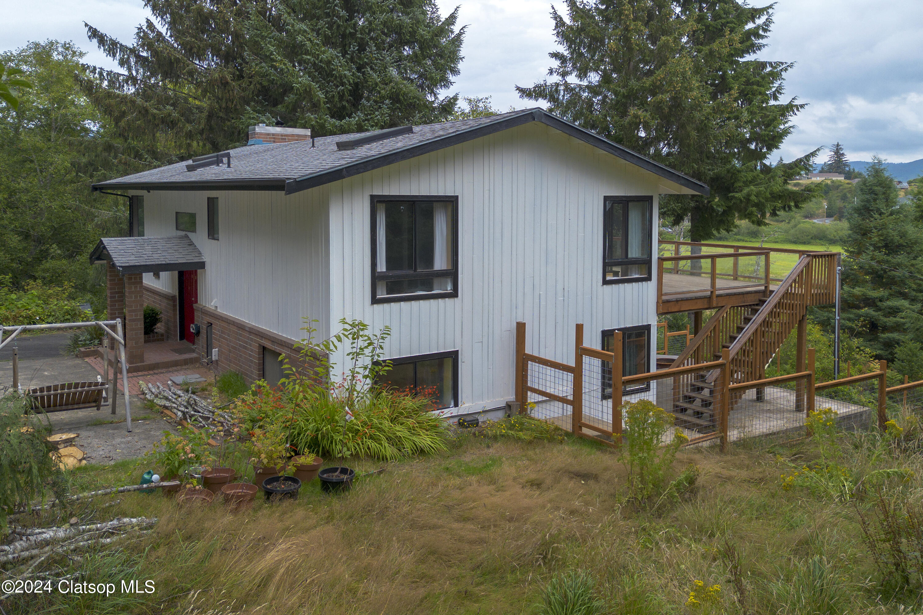 37650 North Fork Road Property Photo 4
