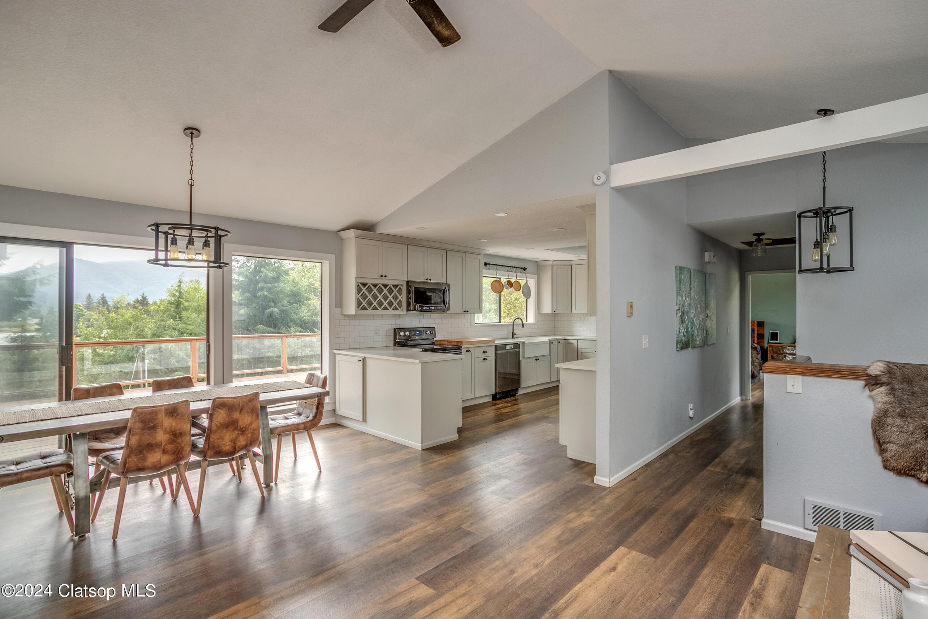 37650 North Fork Road Property Photo 8