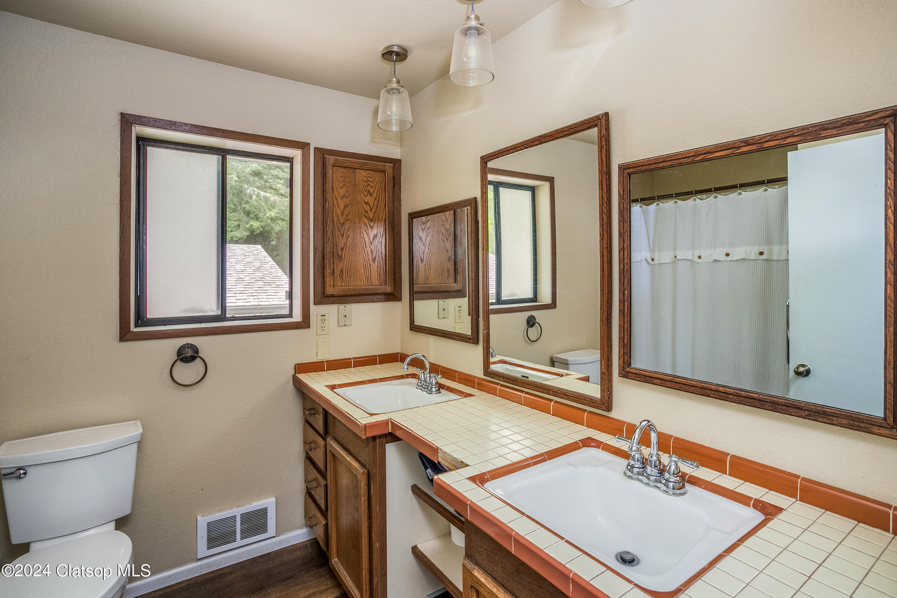 37650 North Fork Road Property Photo 17