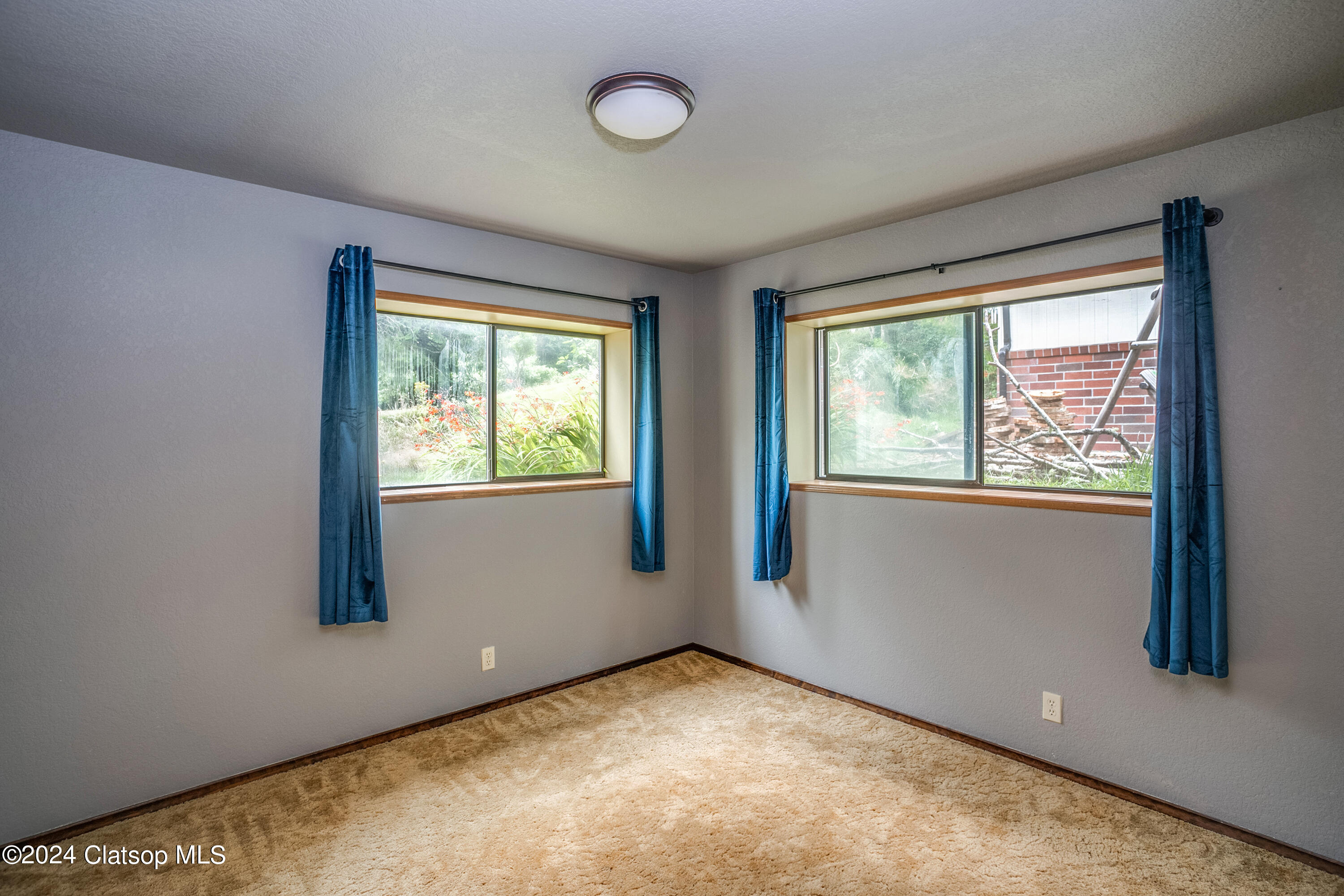 37650 North Fork Road Property Photo 23