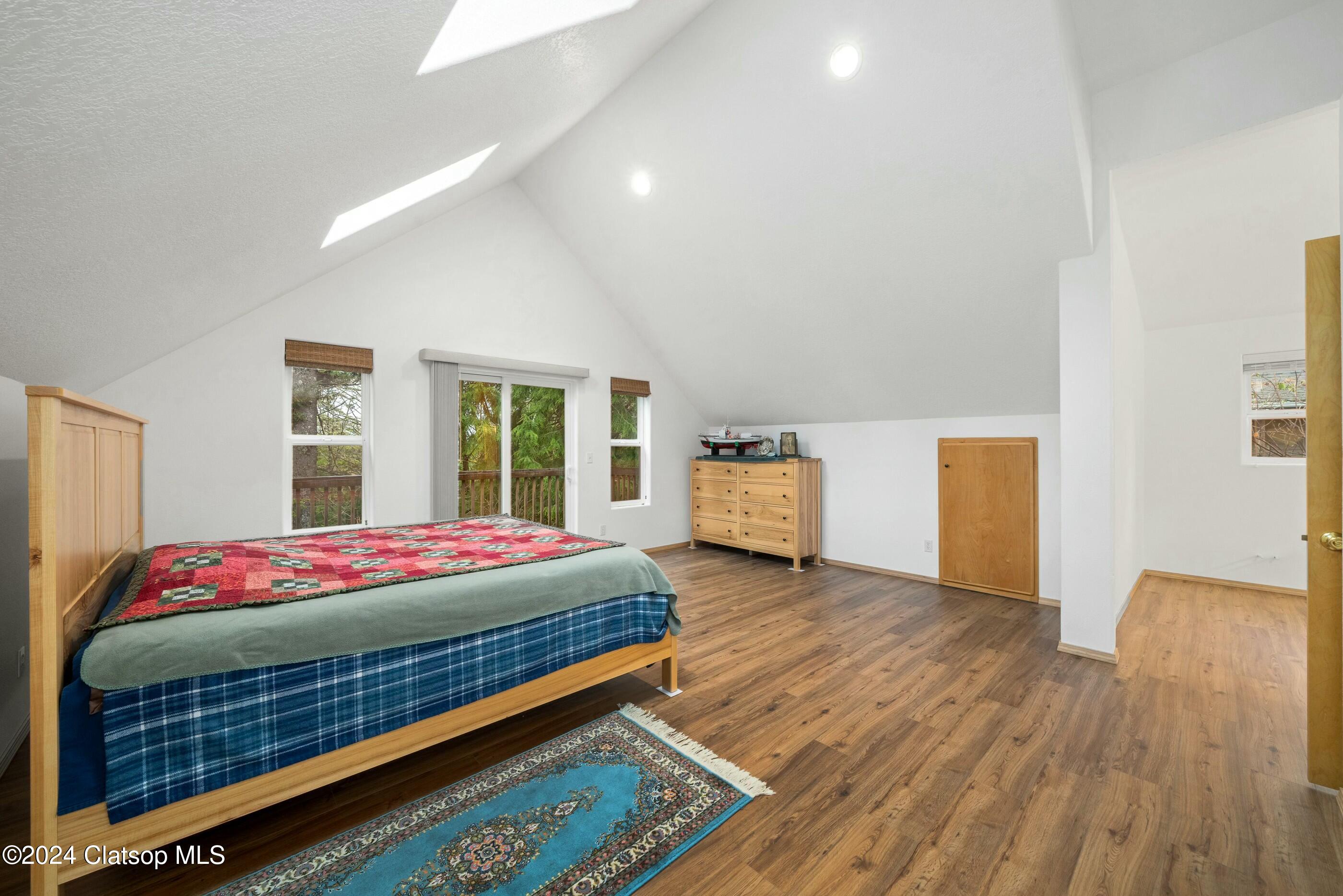 5840 8th Street Property Photo 55