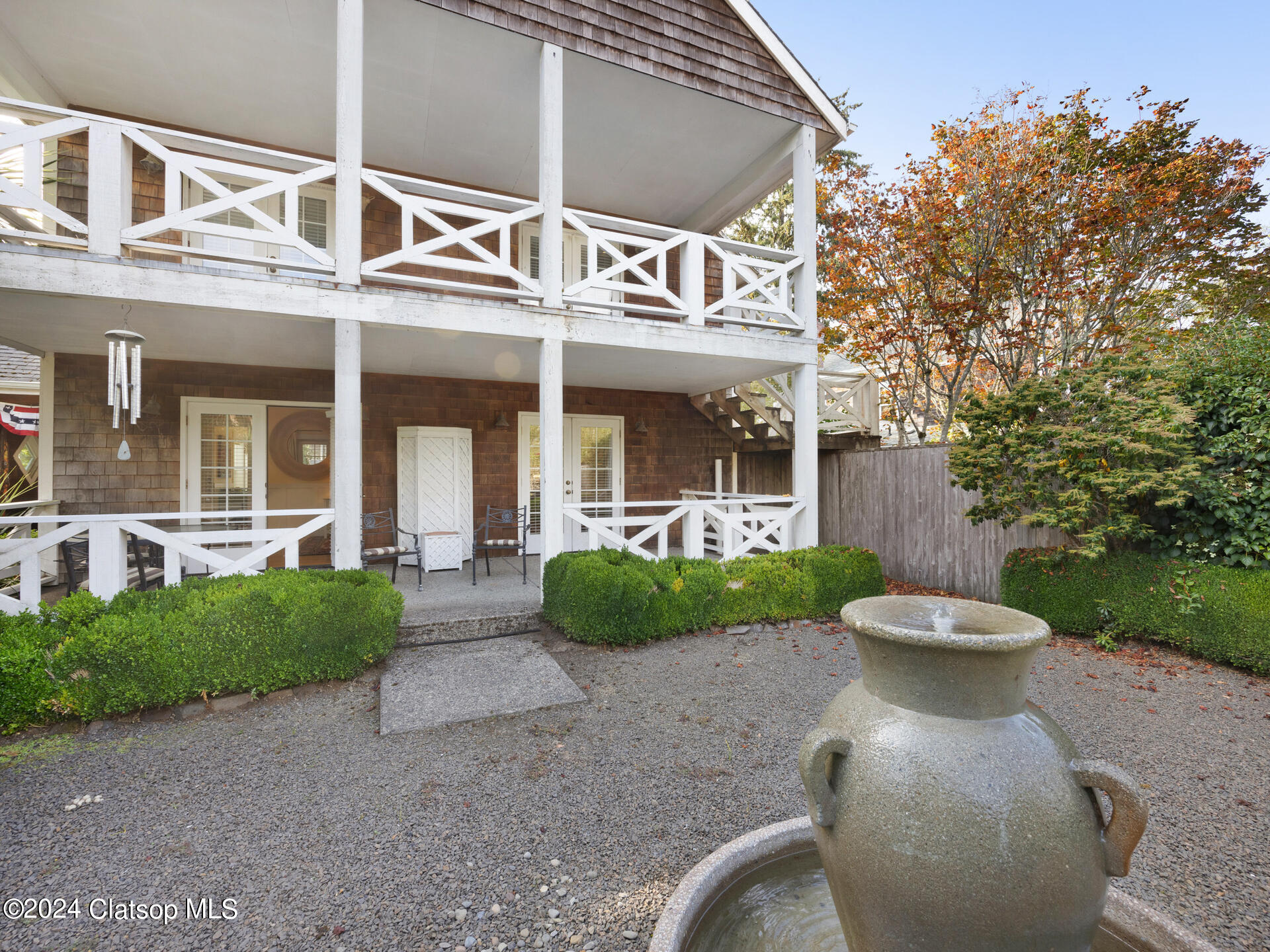 782 Woodland Court Property Photo 4
