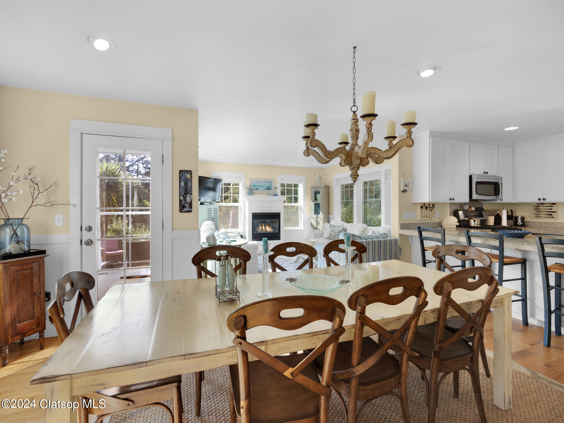 782 Woodland Court Property Photo 18