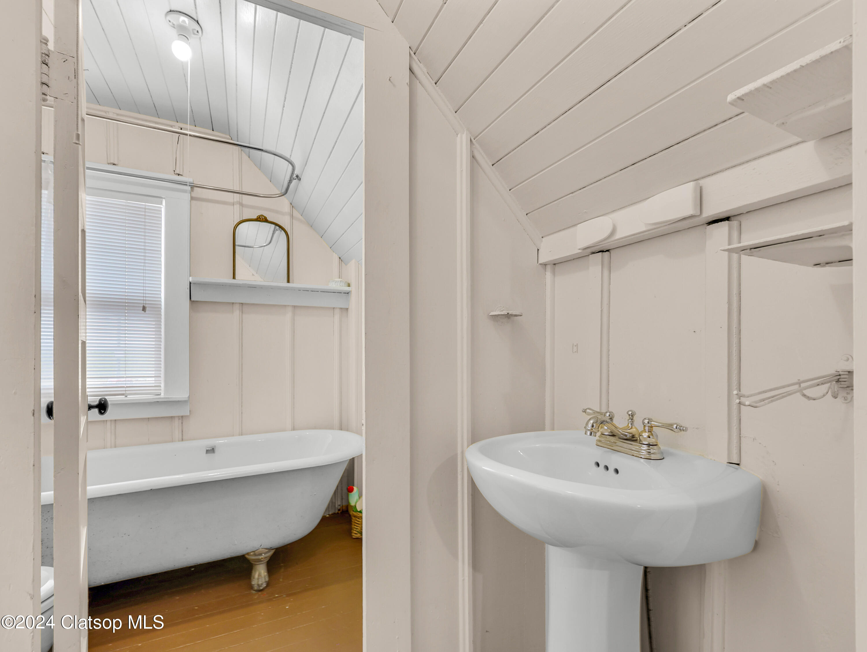 75 12th Avenue Property Photo 27