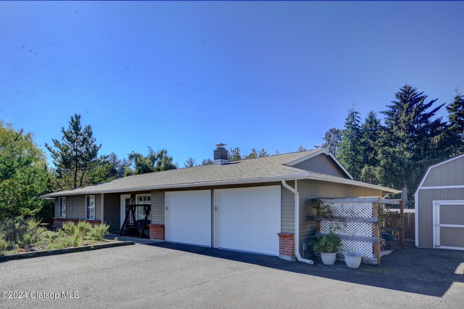 486 Ridge Drive Property Photo 2
