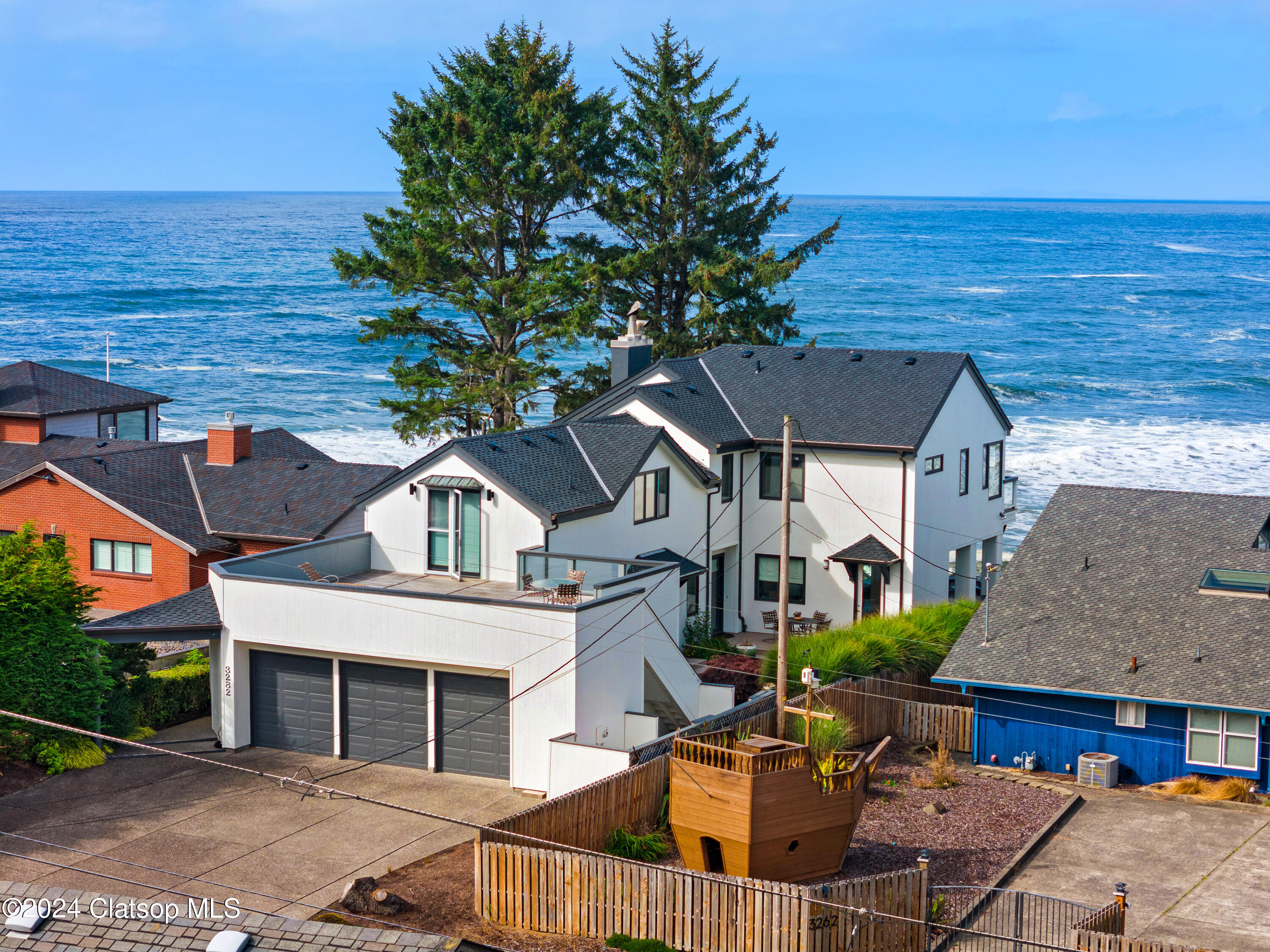 3282 Sunset Boulevard Property Photo 7