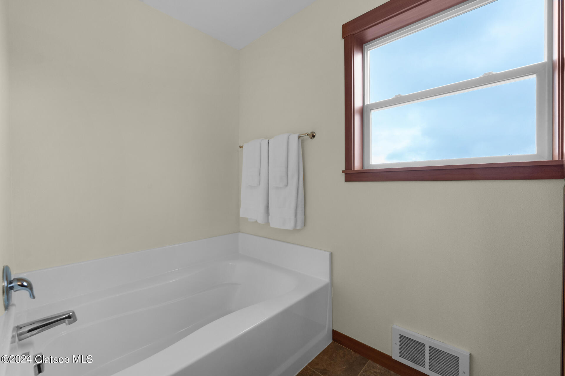 402 Diamond Lane Property Photo 21