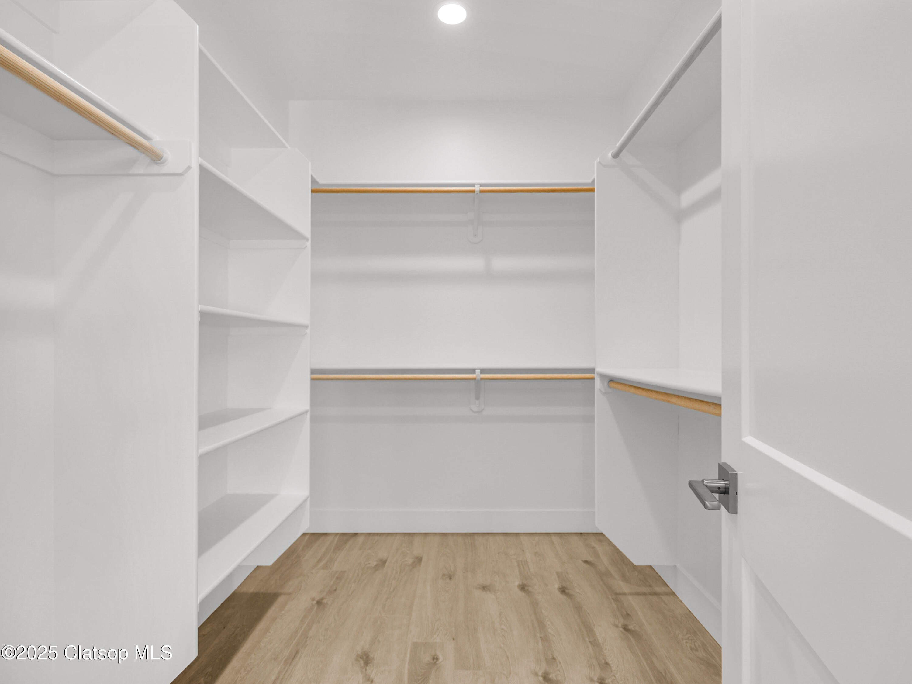 1386 Seabright Way Property Photo 22