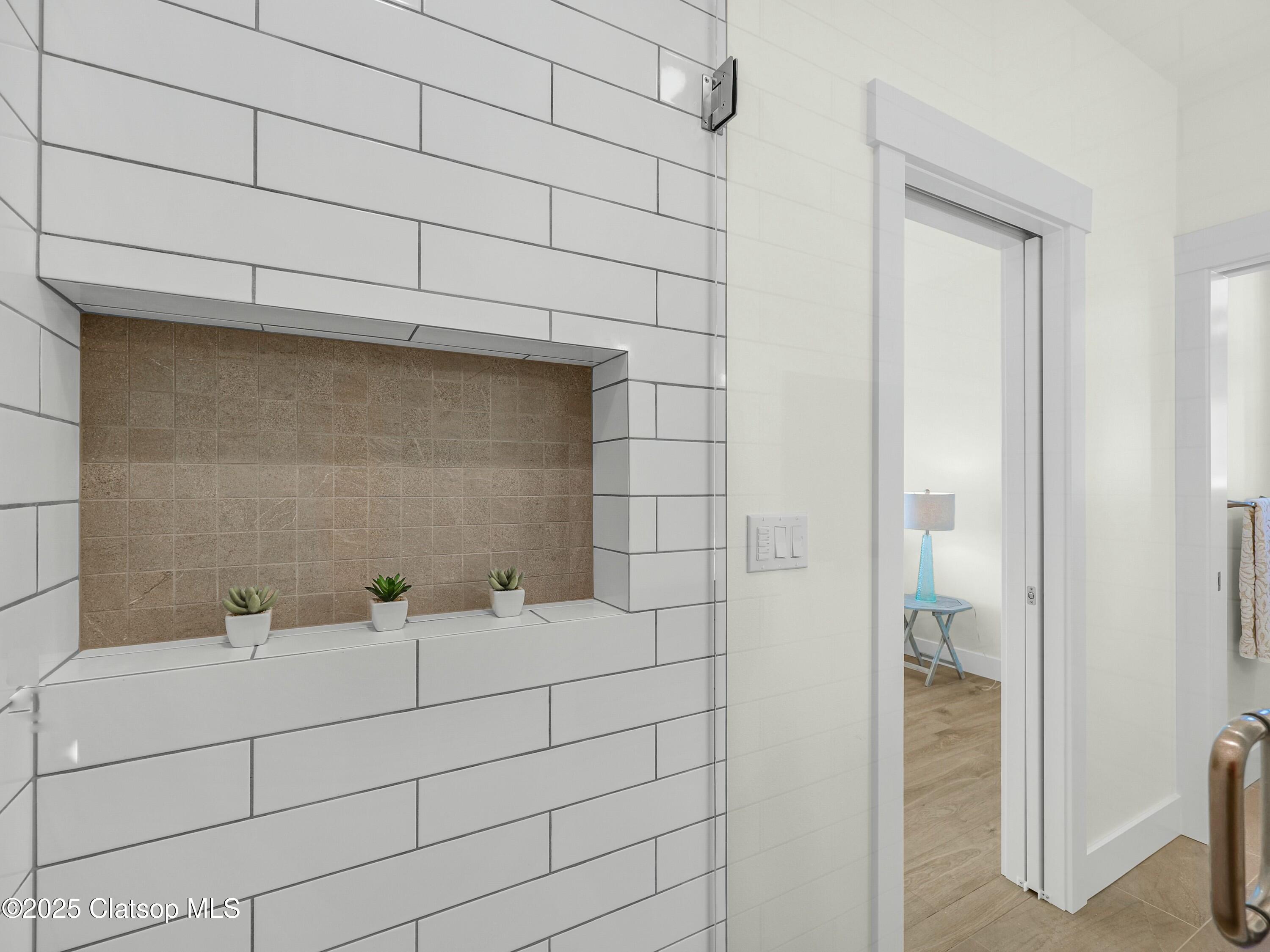 1386 Seabright Way Property Photo 26