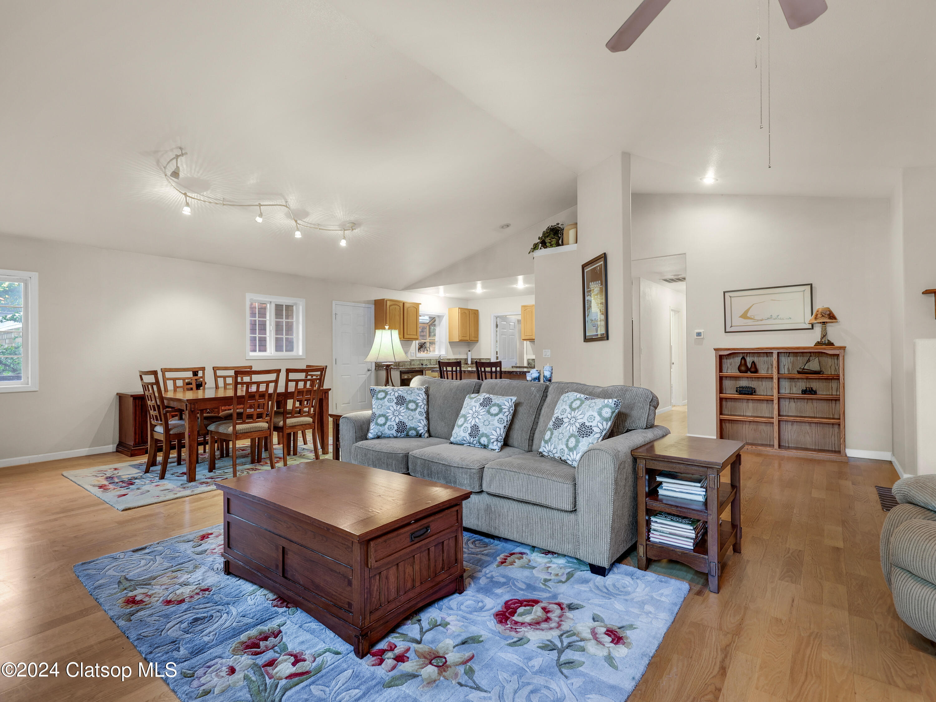 1655 S Spruce Street Property Photo 7