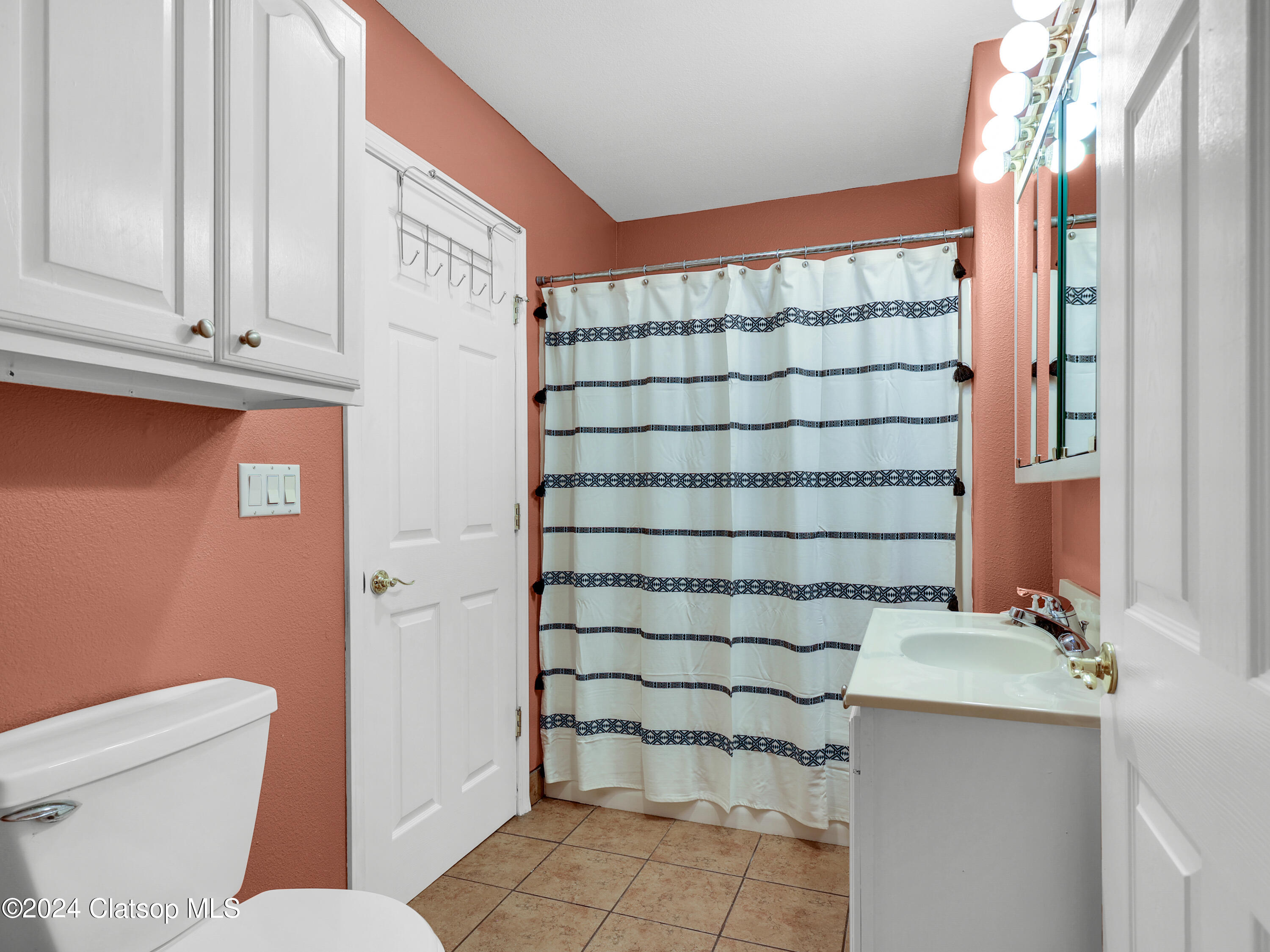 1655 S Spruce Street Property Photo 16