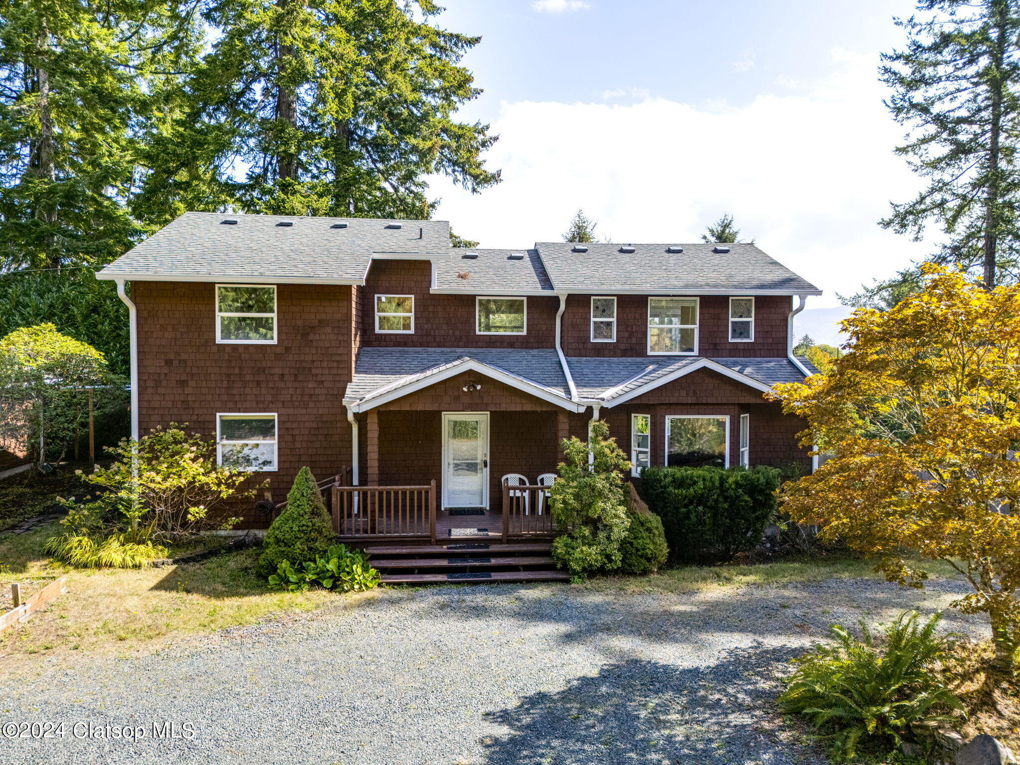 11015 Seamont Way Property Photo 2