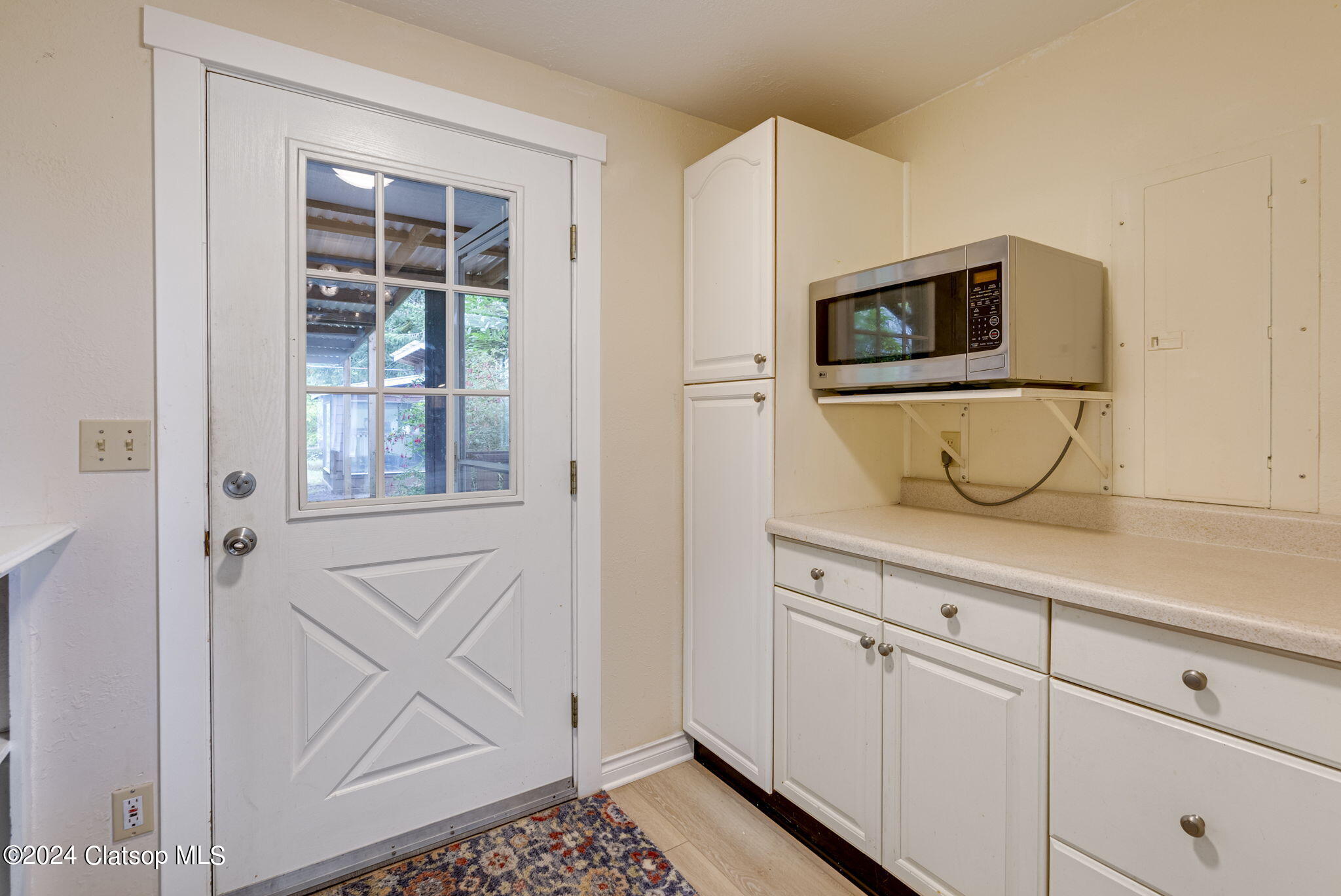 11015 Seamont Way Property Photo 15