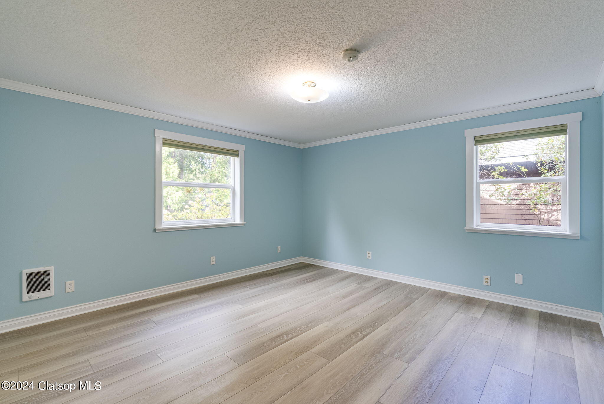 11015 Seamont Way Property Photo 16