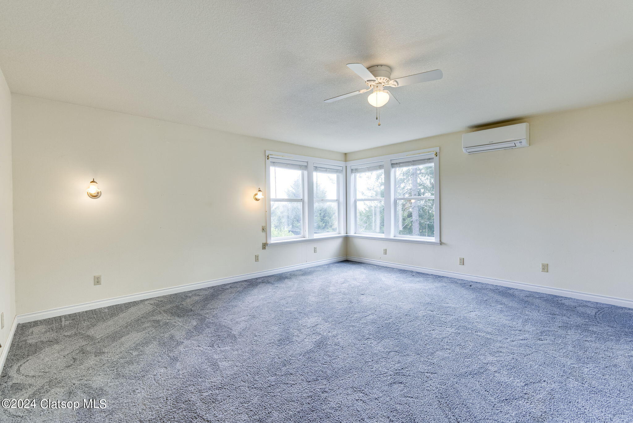 11015 Seamont Way Property Photo 25
