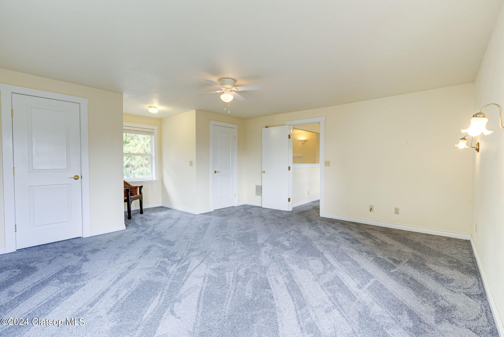 11015 Seamont Way Property Photo 26