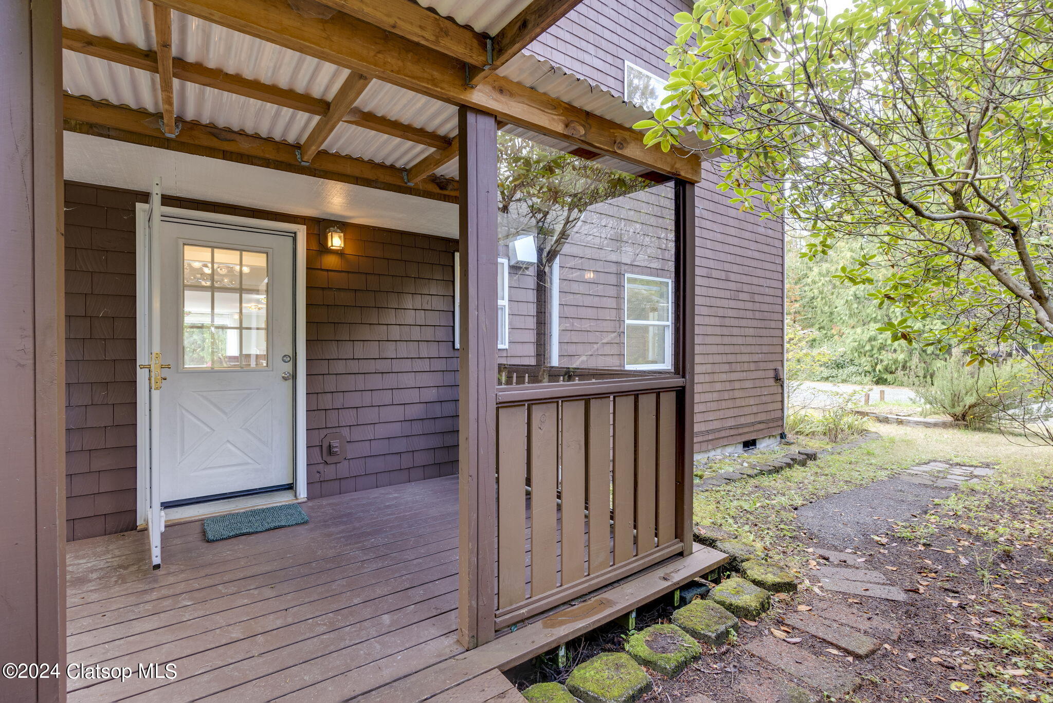 11015 Seamont Way Property Photo 32