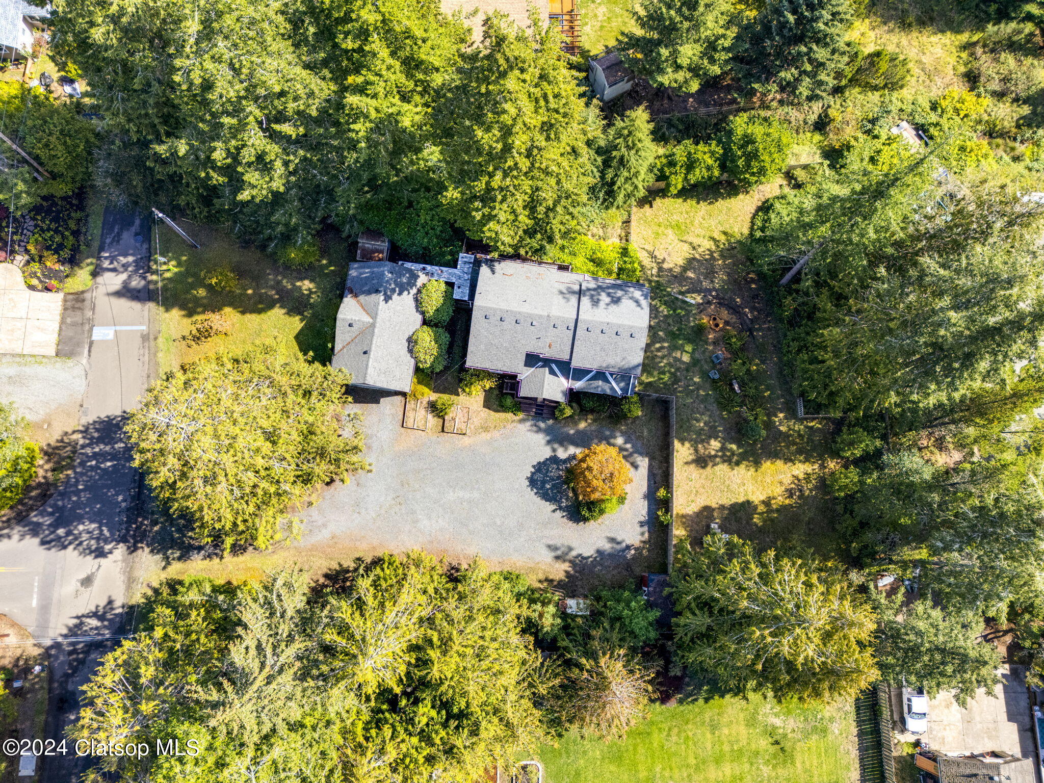 11015 Seamont Way Property Photo 36
