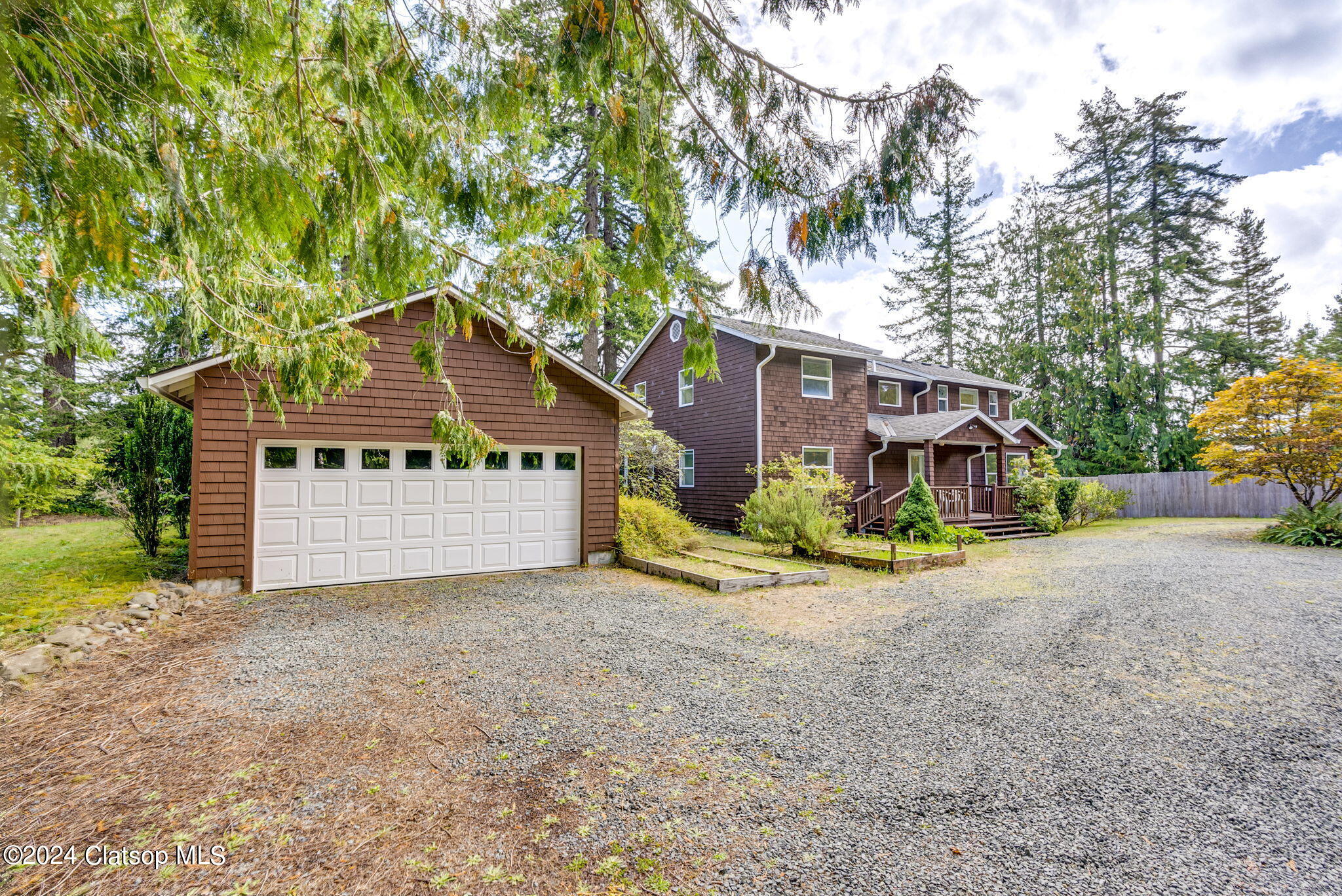11015 Seamont Way Property Photo 48