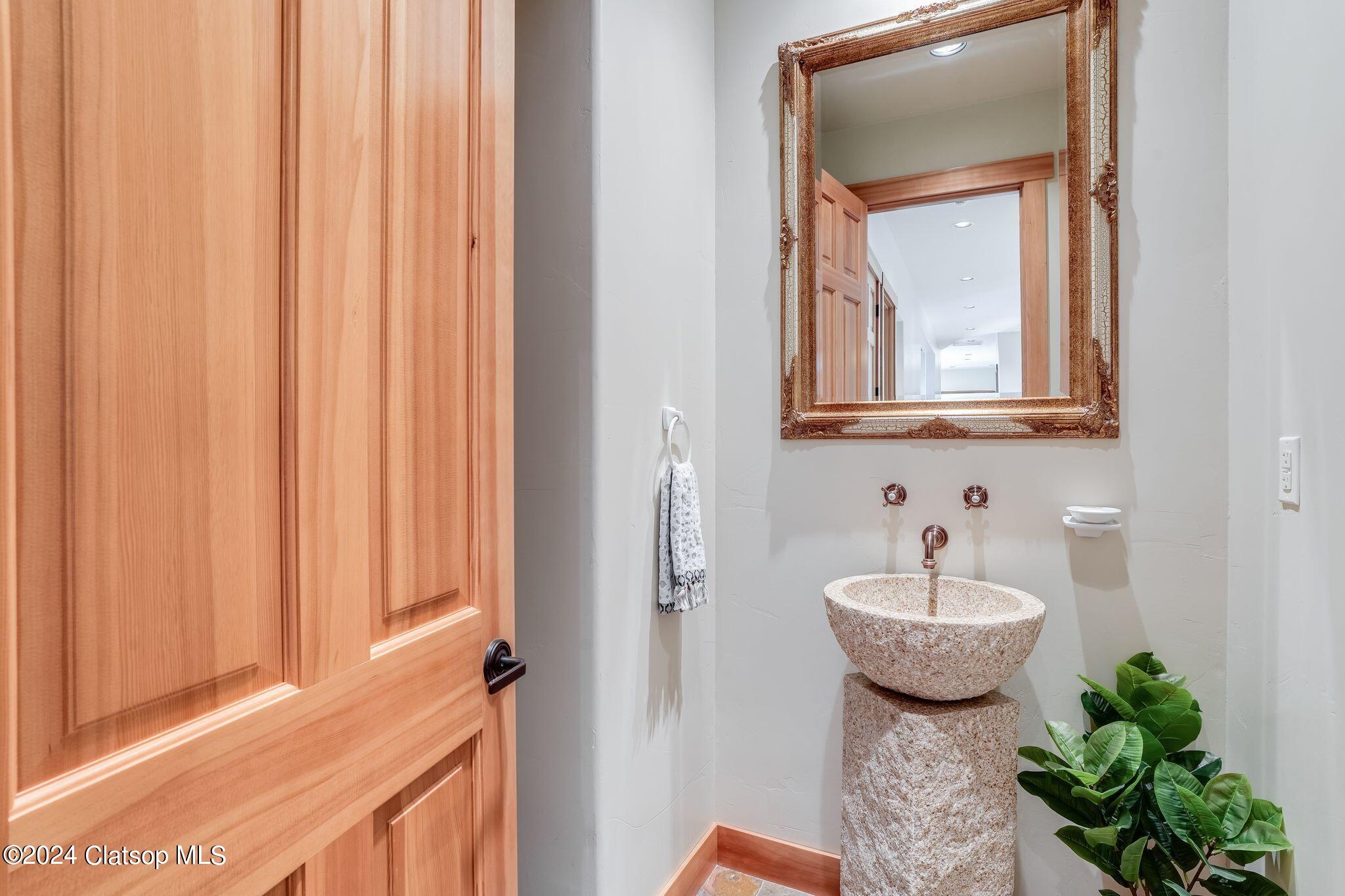 31911 Clatsop Lane Property Photo 25