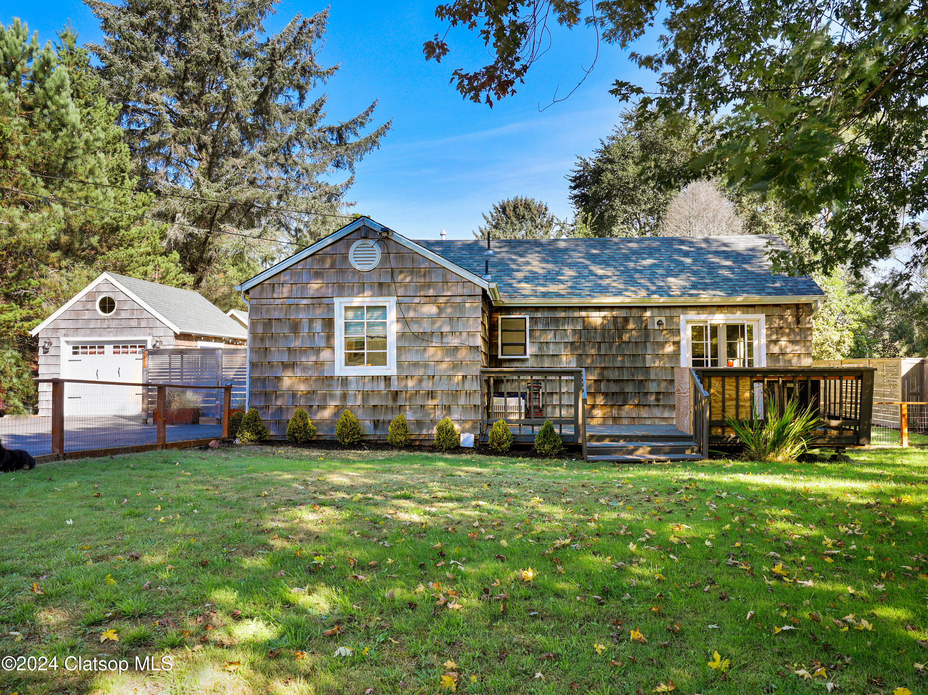 90481 Clark Road Property Photo 1