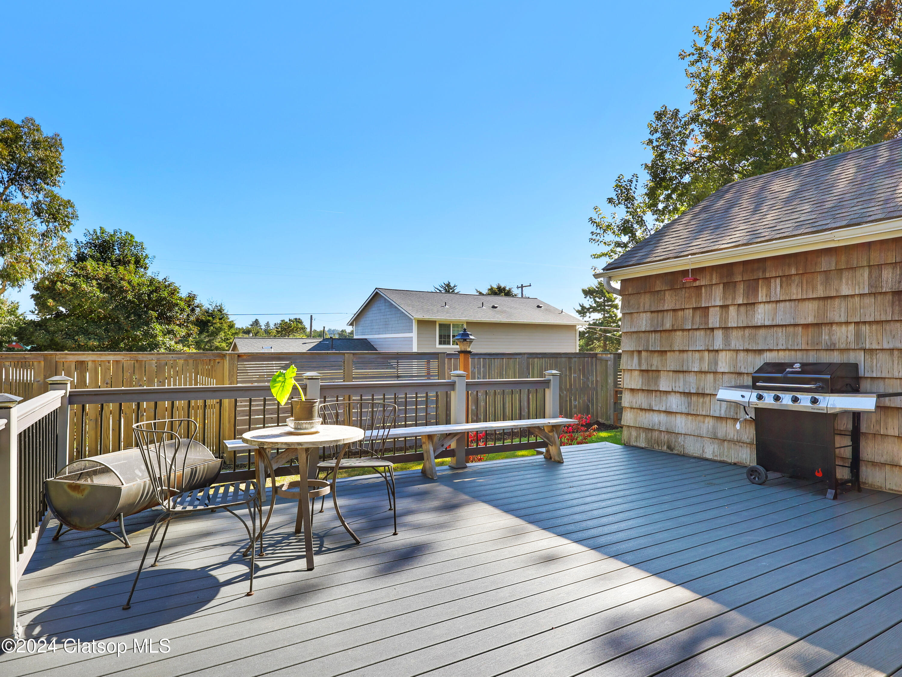 90481 Clark Road Property Photo 6