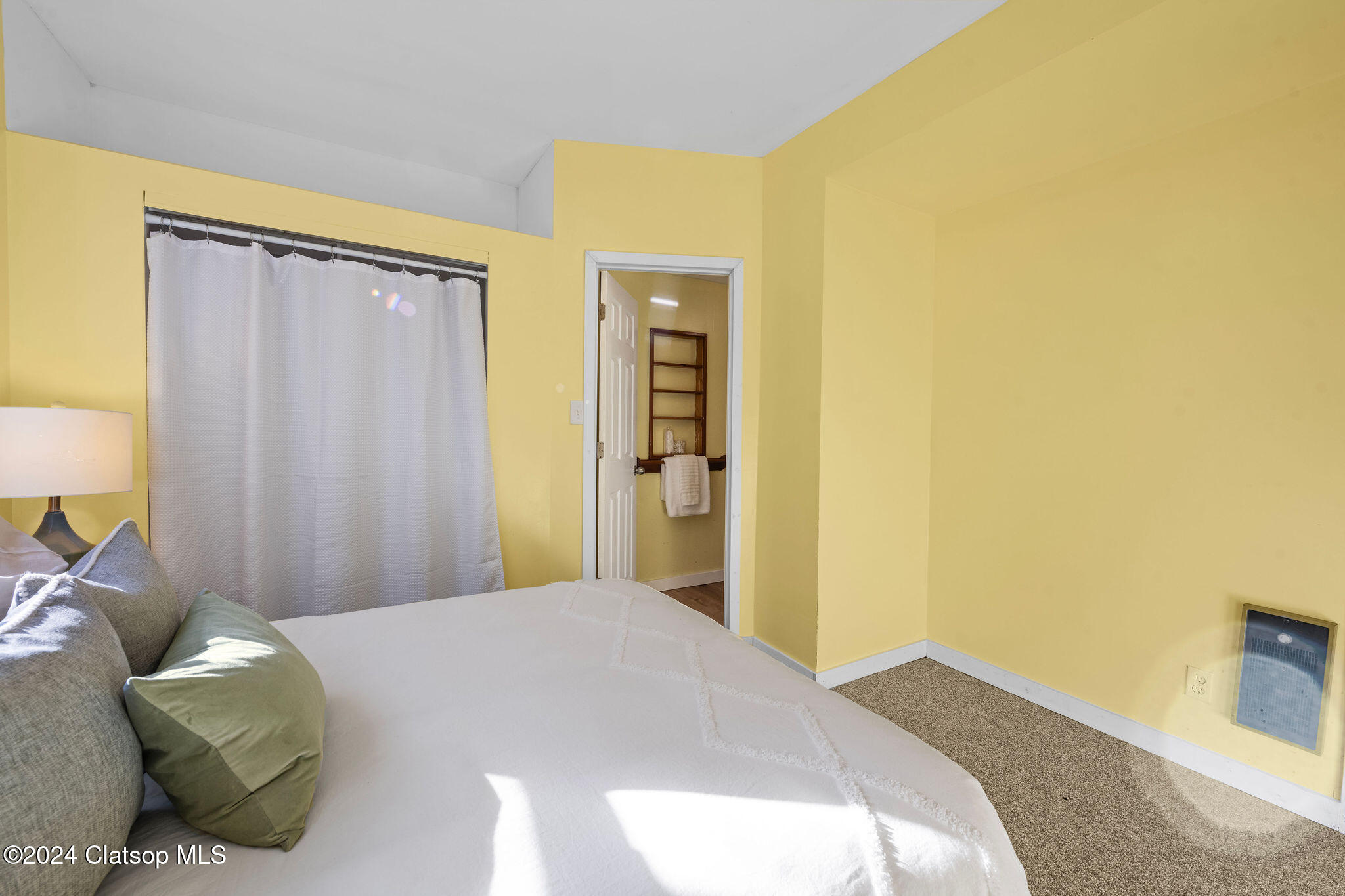 858 E Harbor Drive Property Photo 18