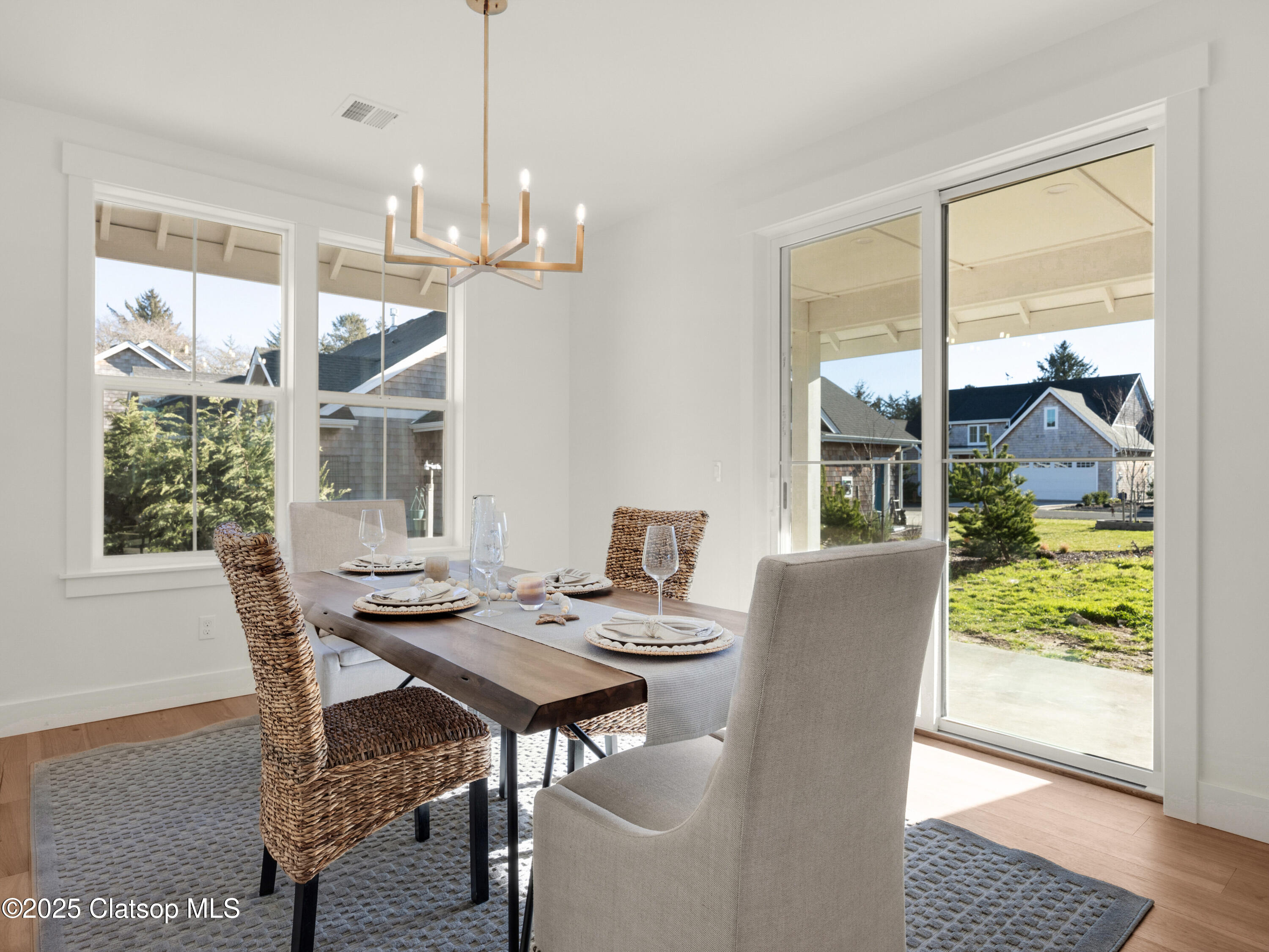 642 Meadow Lane Property Photo 10