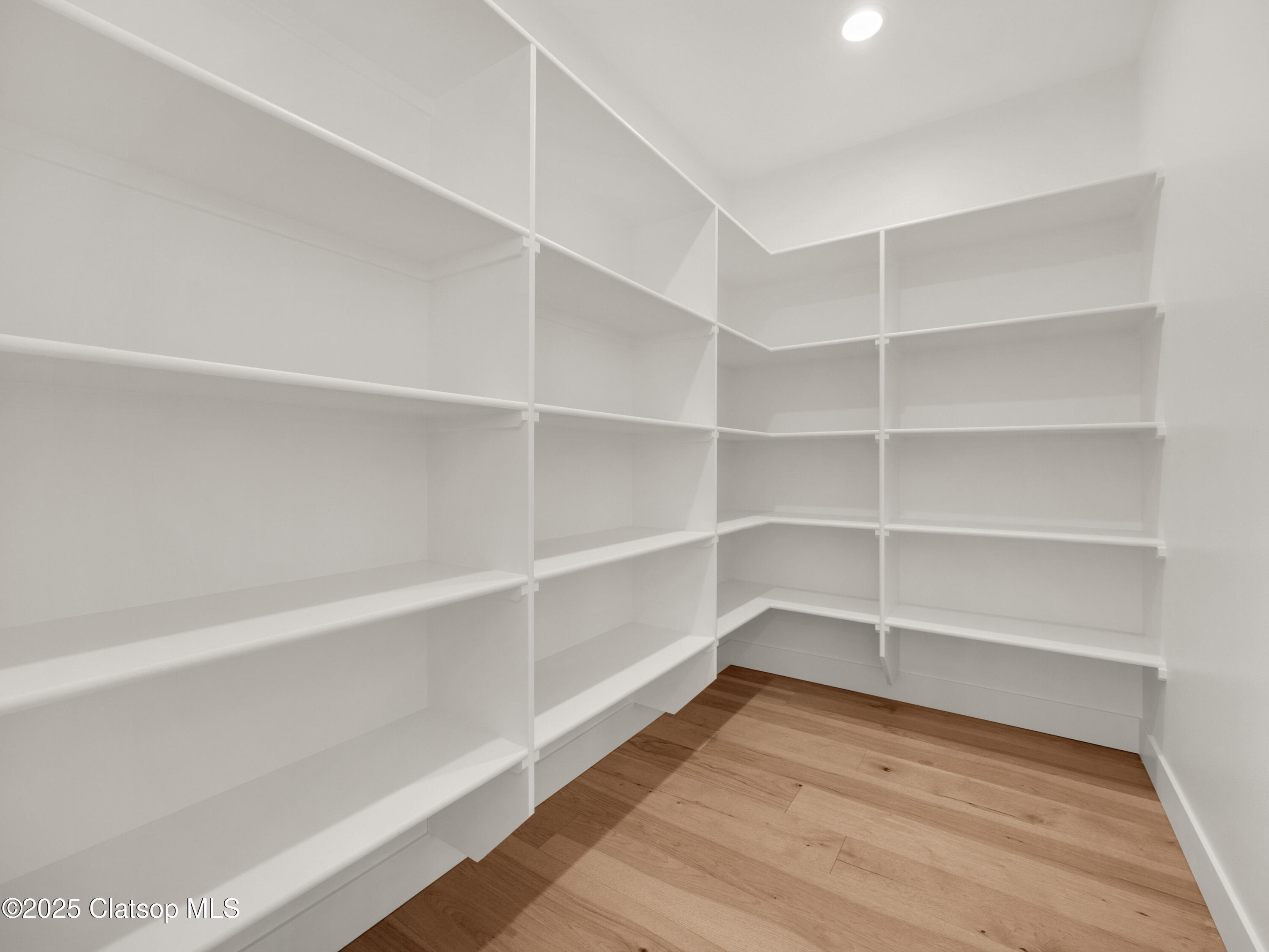 642 Meadow Lane Property Photo 12