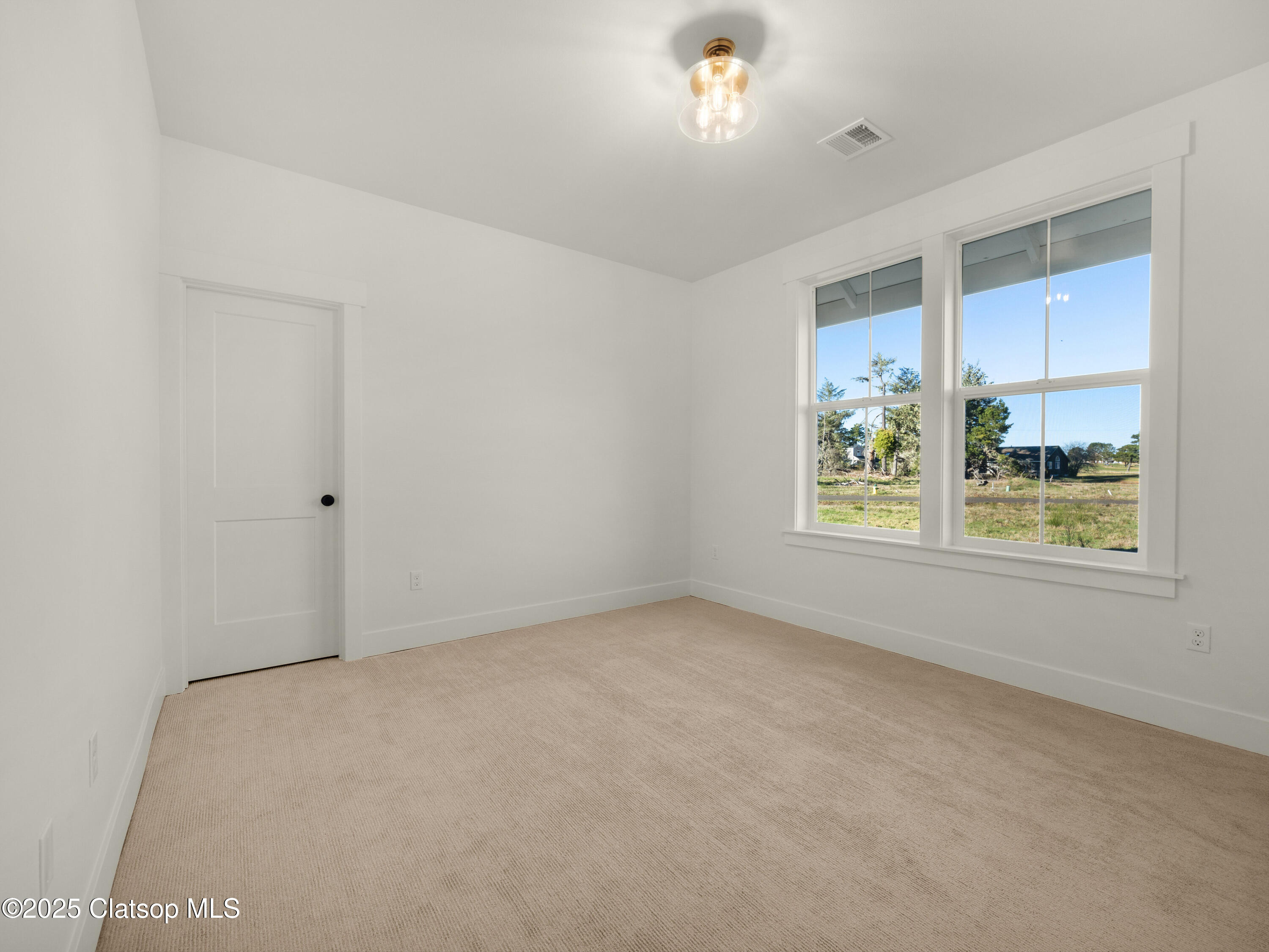 642 Meadow Lane Property Photo 22