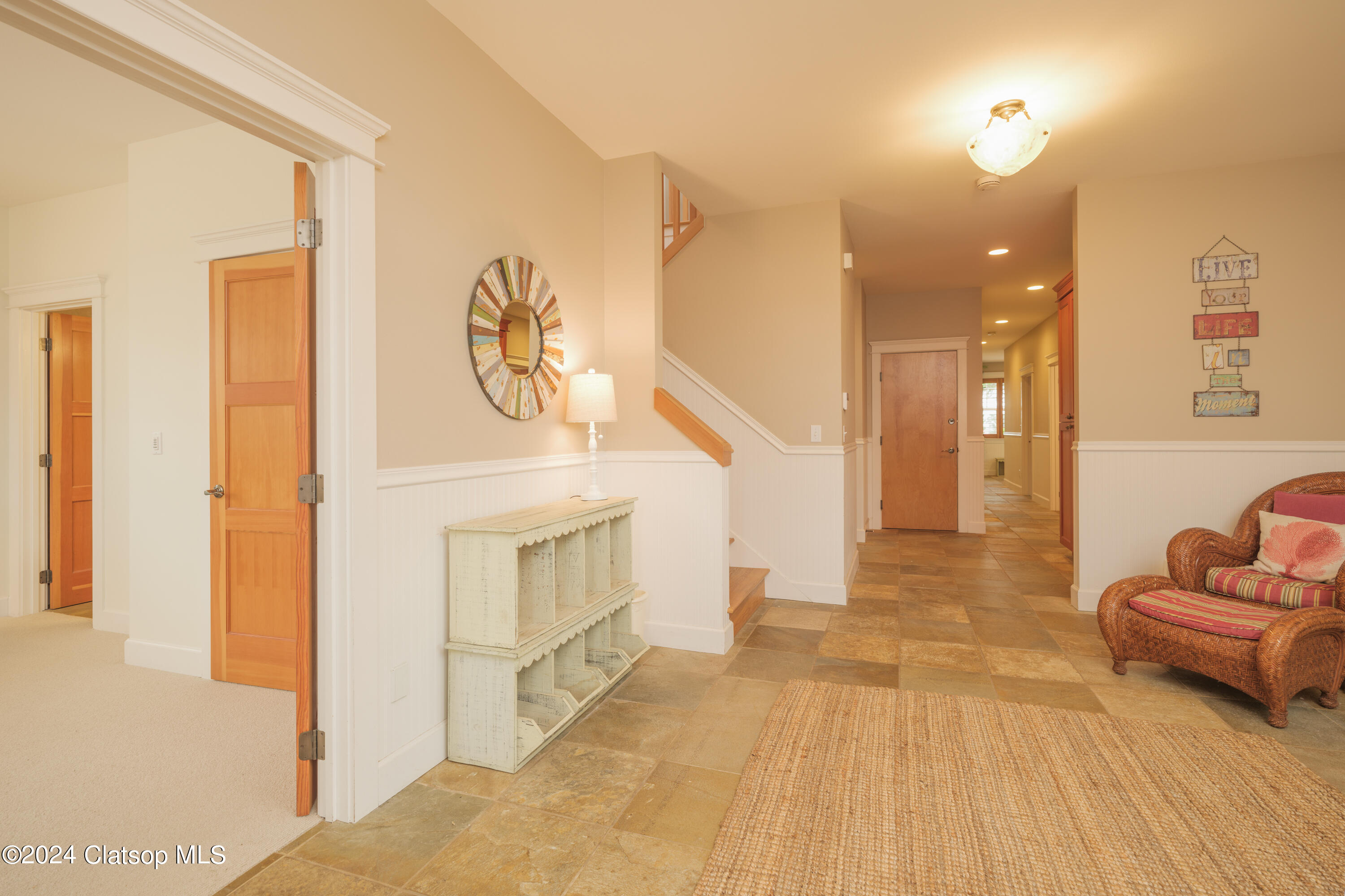 131 W Nebesna Street Property Photo 10