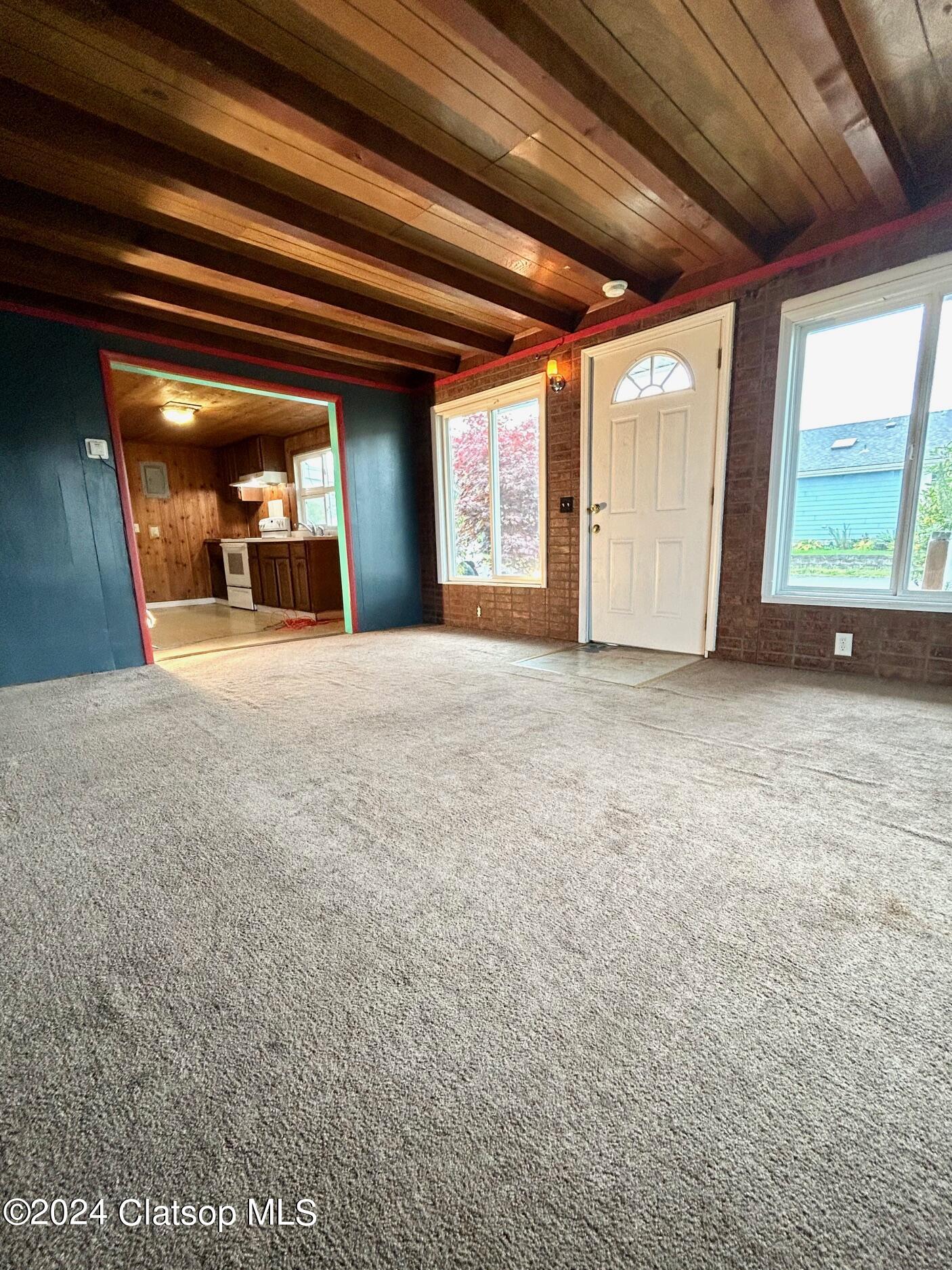 802 25th Avenue Property Photo 7