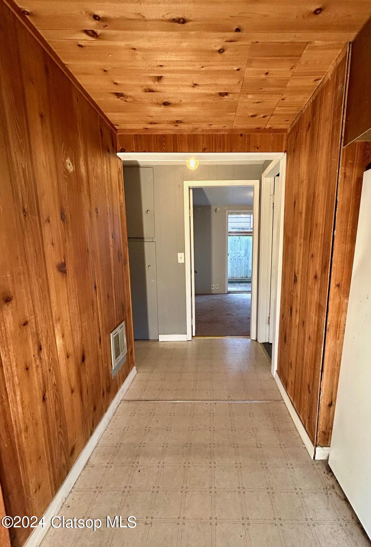 802 25th Avenue Property Photo 11