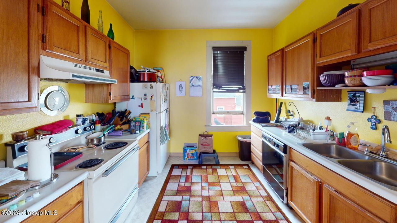 1178 Franklin Avenue Property Photo 9
