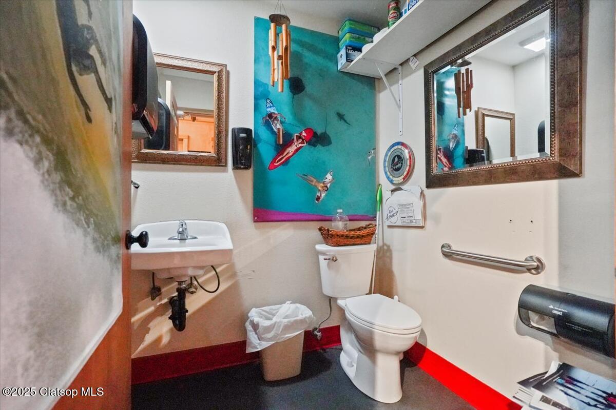171 Sunset Boulevard Property Photo 23