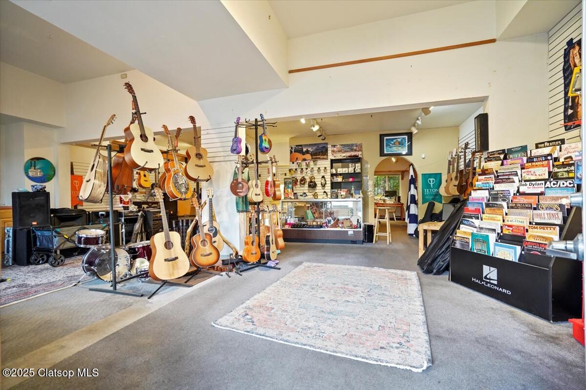 171 Sunset Boulevard Property Photo 30