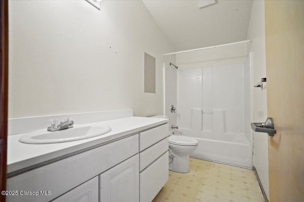 171 Sunset Boulevard Property Photo 41