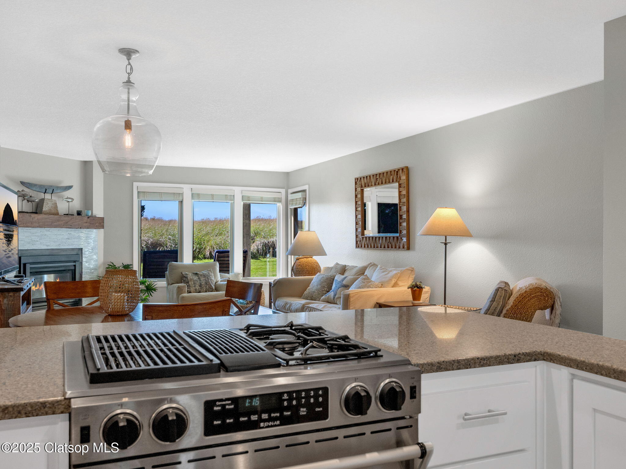 753 N Breakers Point Drive Property Photo 9