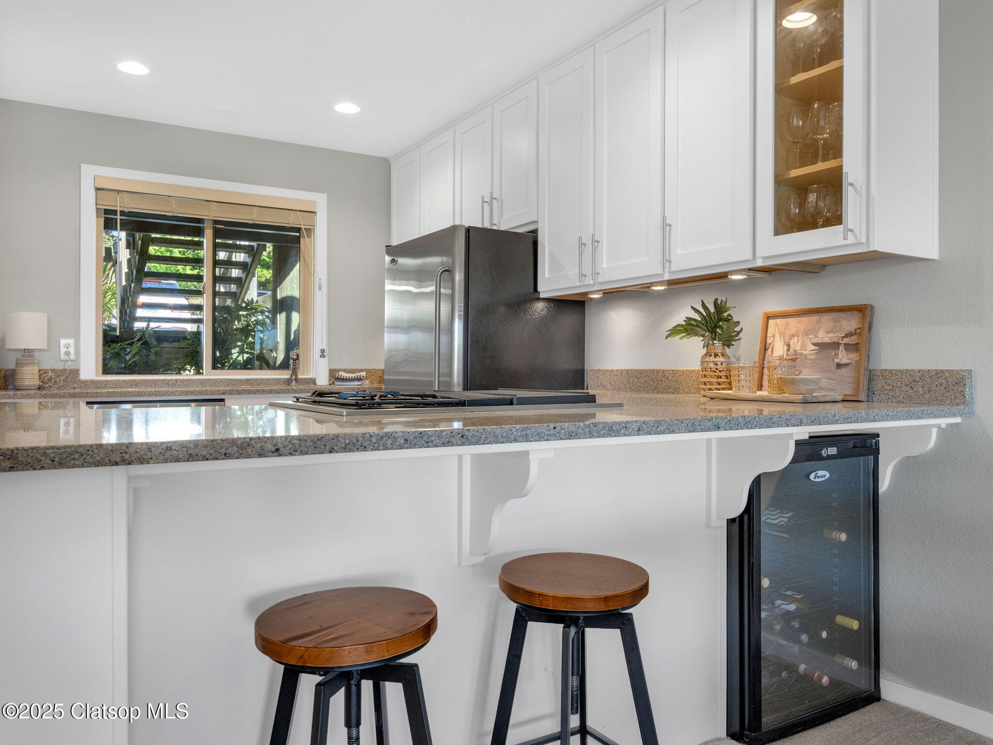 753 N Breakers Point Drive Property Photo 12