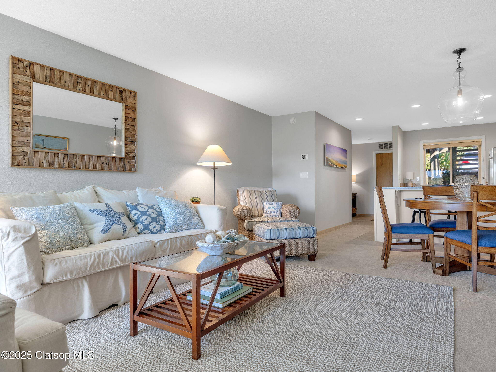 753 N Breakers Point Drive Property Photo 17