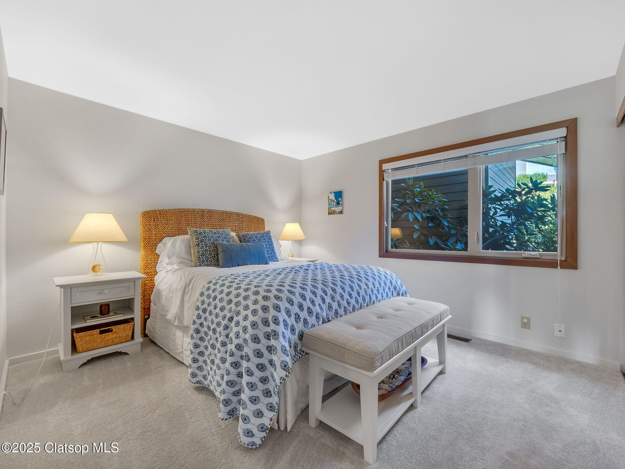 753 N Breakers Point Drive Property Photo 24