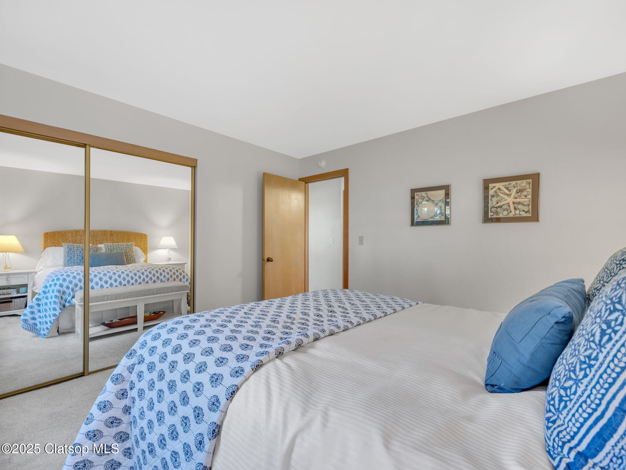 753 N Breakers Point Drive Property Photo 25