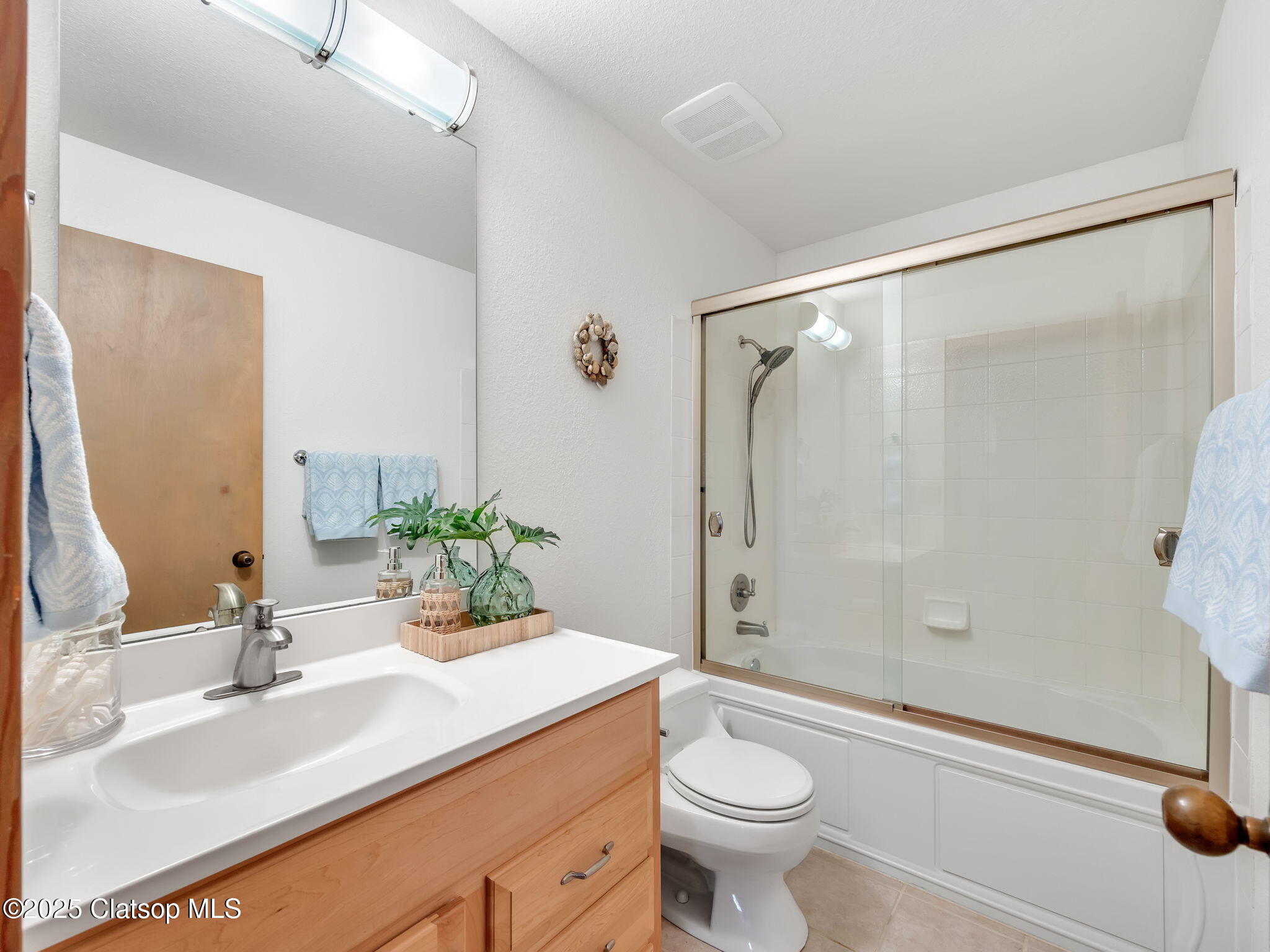 753 N Breakers Point Drive Property Photo 27