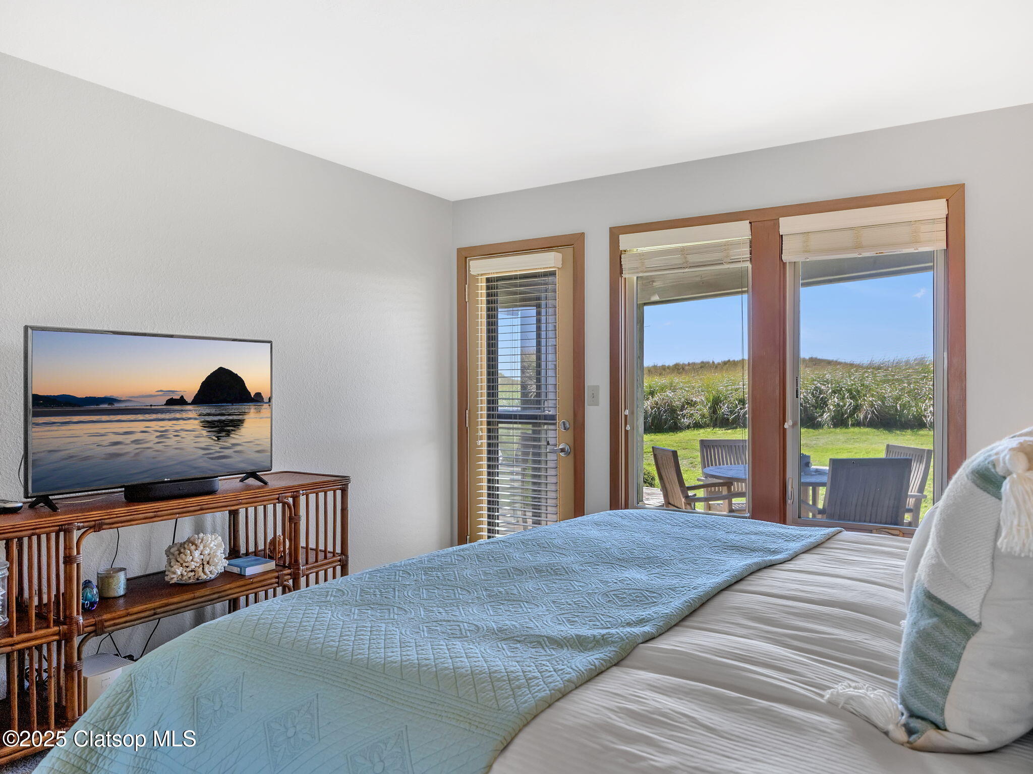 753 N Breakers Point Drive Property Photo 32