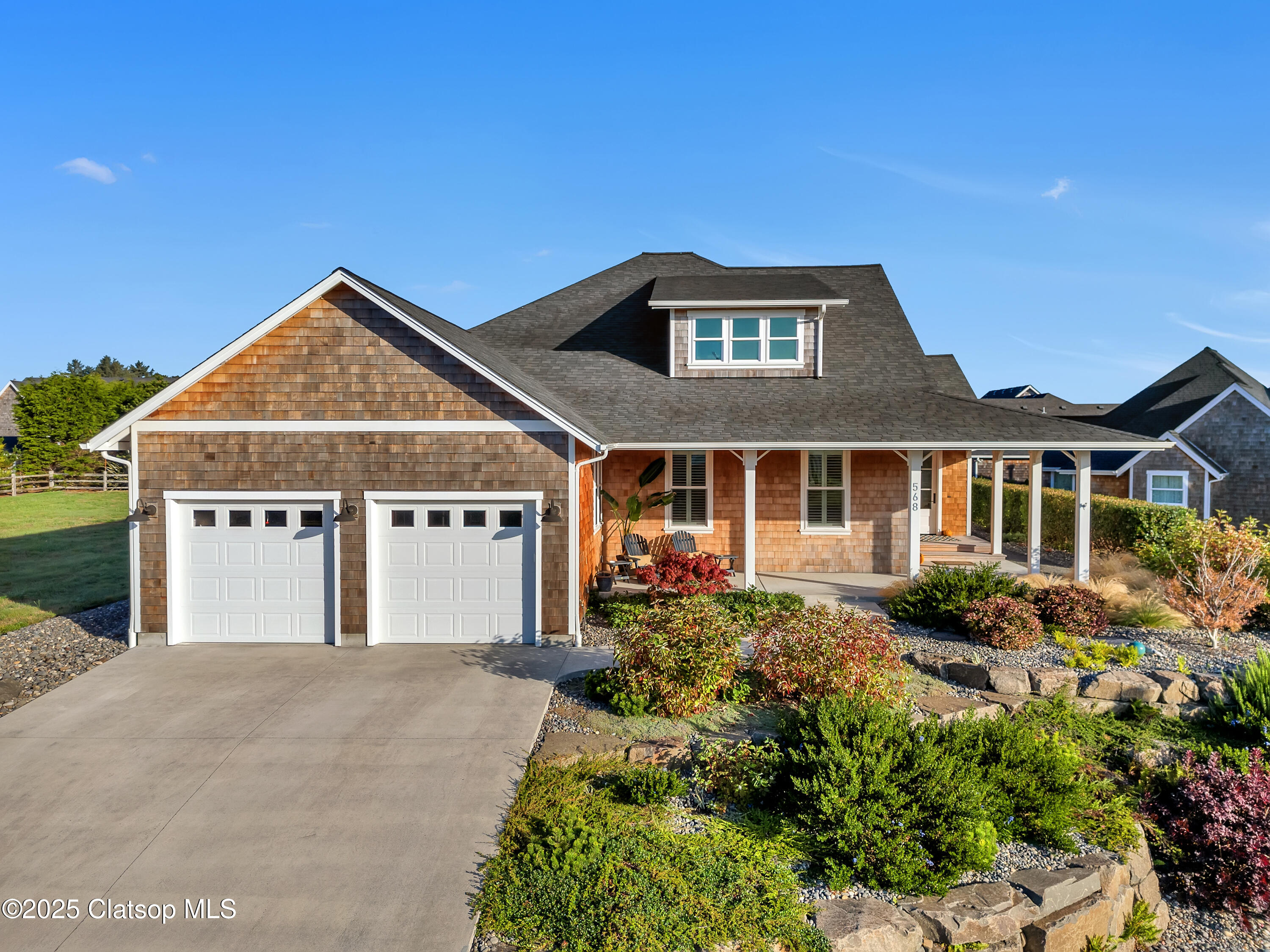 568 Browning Lane Property Photo 2